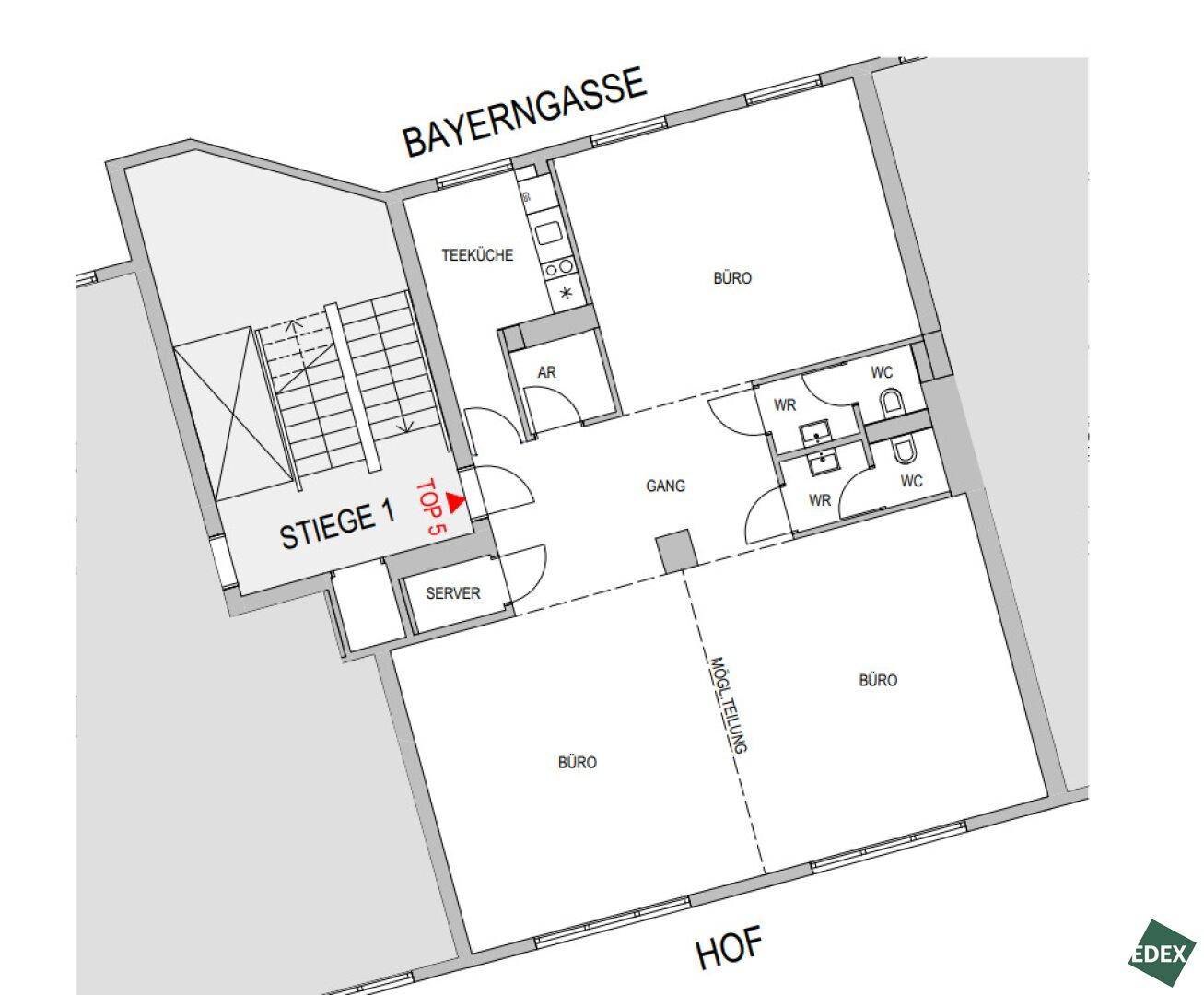 Grundrissplan zeigt Büroräume, Teeküche, Toiletten und Treppenhaus auf einer Etage.