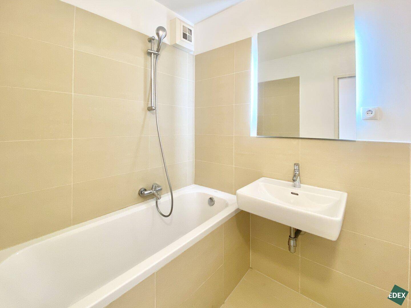 Schönes City-Apartment in zentraler Lage zwischen Rochusmarkt und Donaukanal - Widok 5