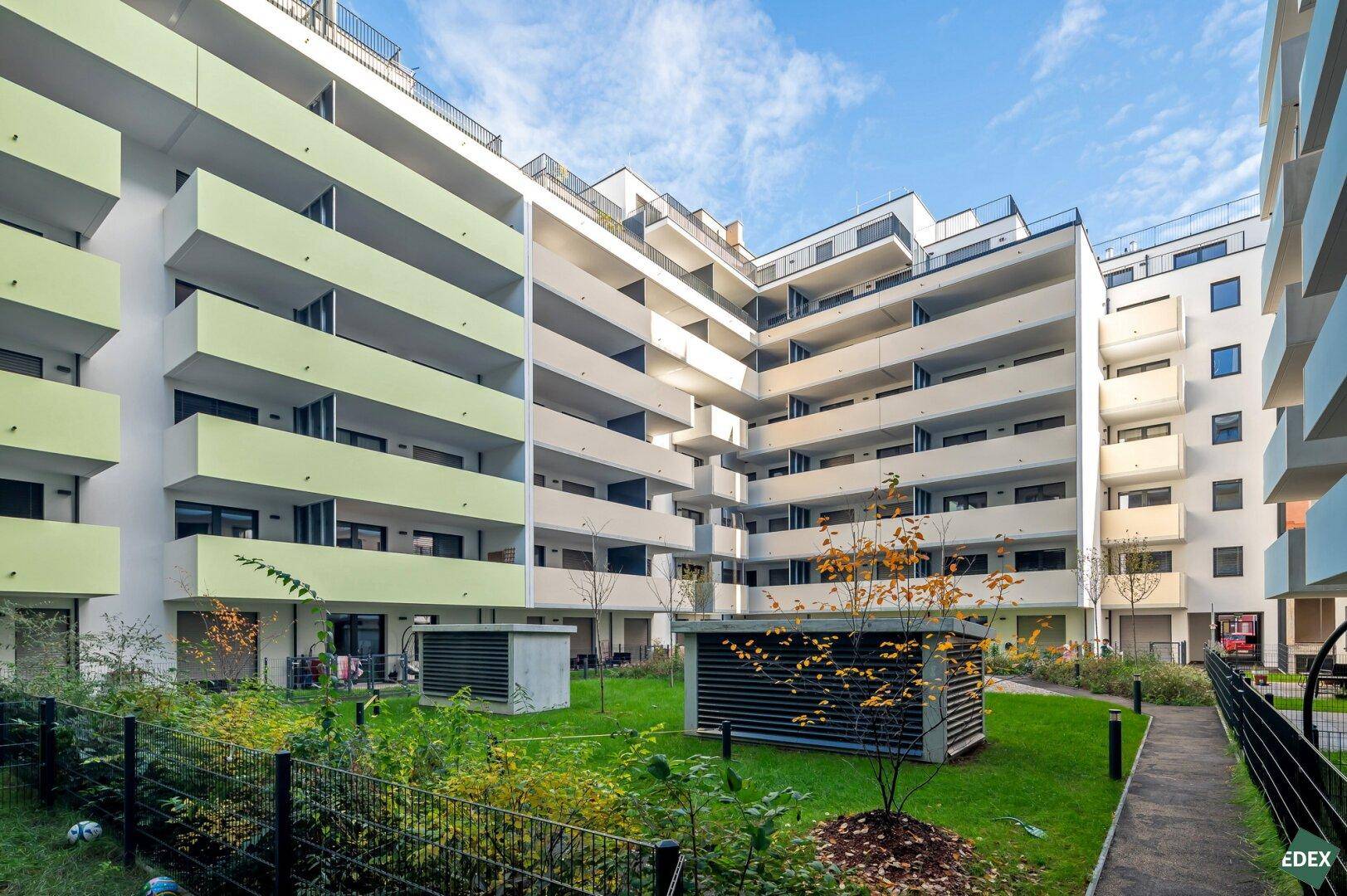 Traumhafter und sehr geräumiger 2-Zimmer-Neubau mit großem Balkon - Więcej
