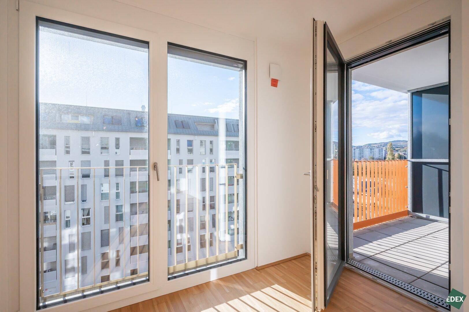Moderne und helle 2-Zimmer Wohnung mit Loggia nahe Donau - Widok 2