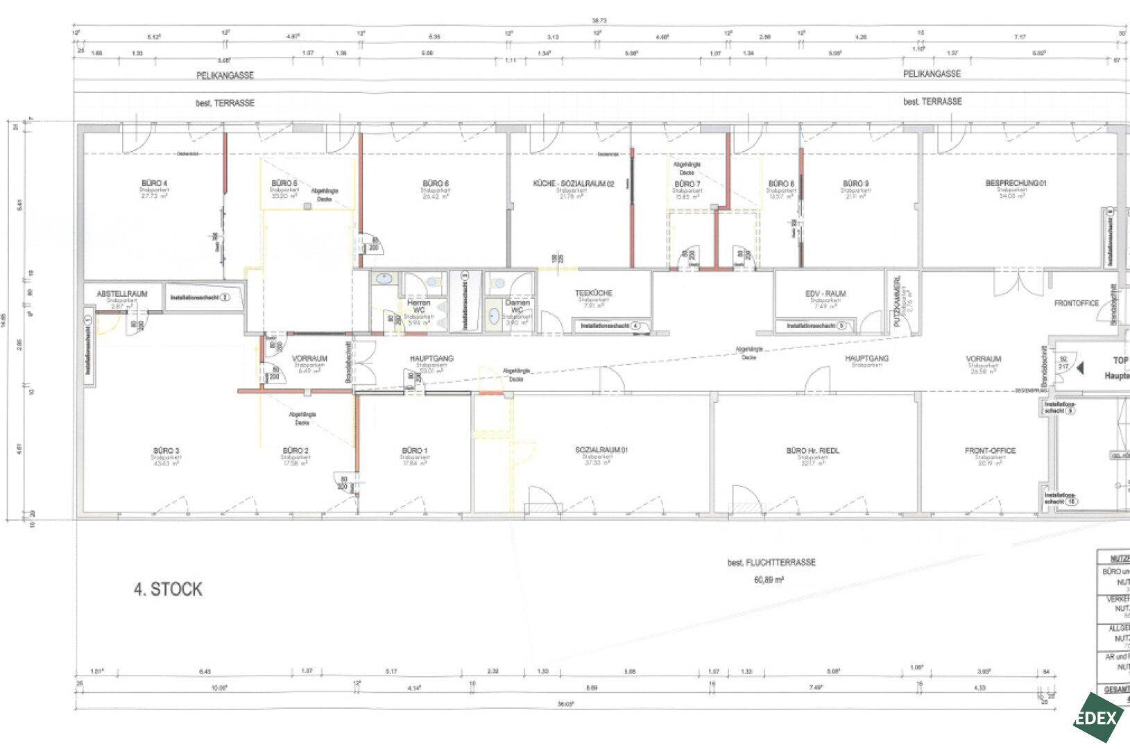 Detaillierter Grundriss des 4. Stocks mit mehreren Büroräumen und Terrassenbereichen.
