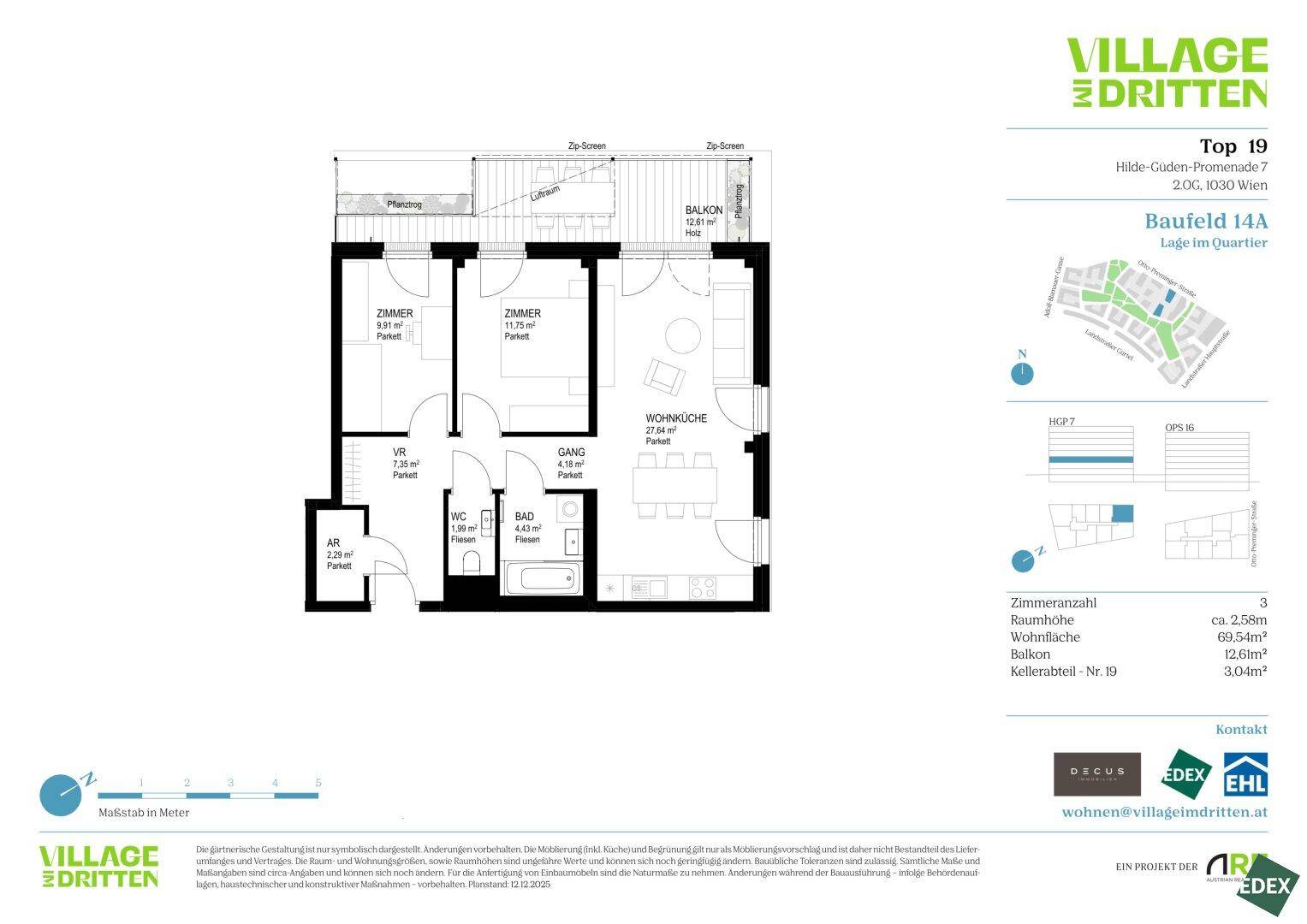 Grundriss einer Wohnung mit drei Zimmern, offenem Wohnbereich, Bad, WC und Balkon.