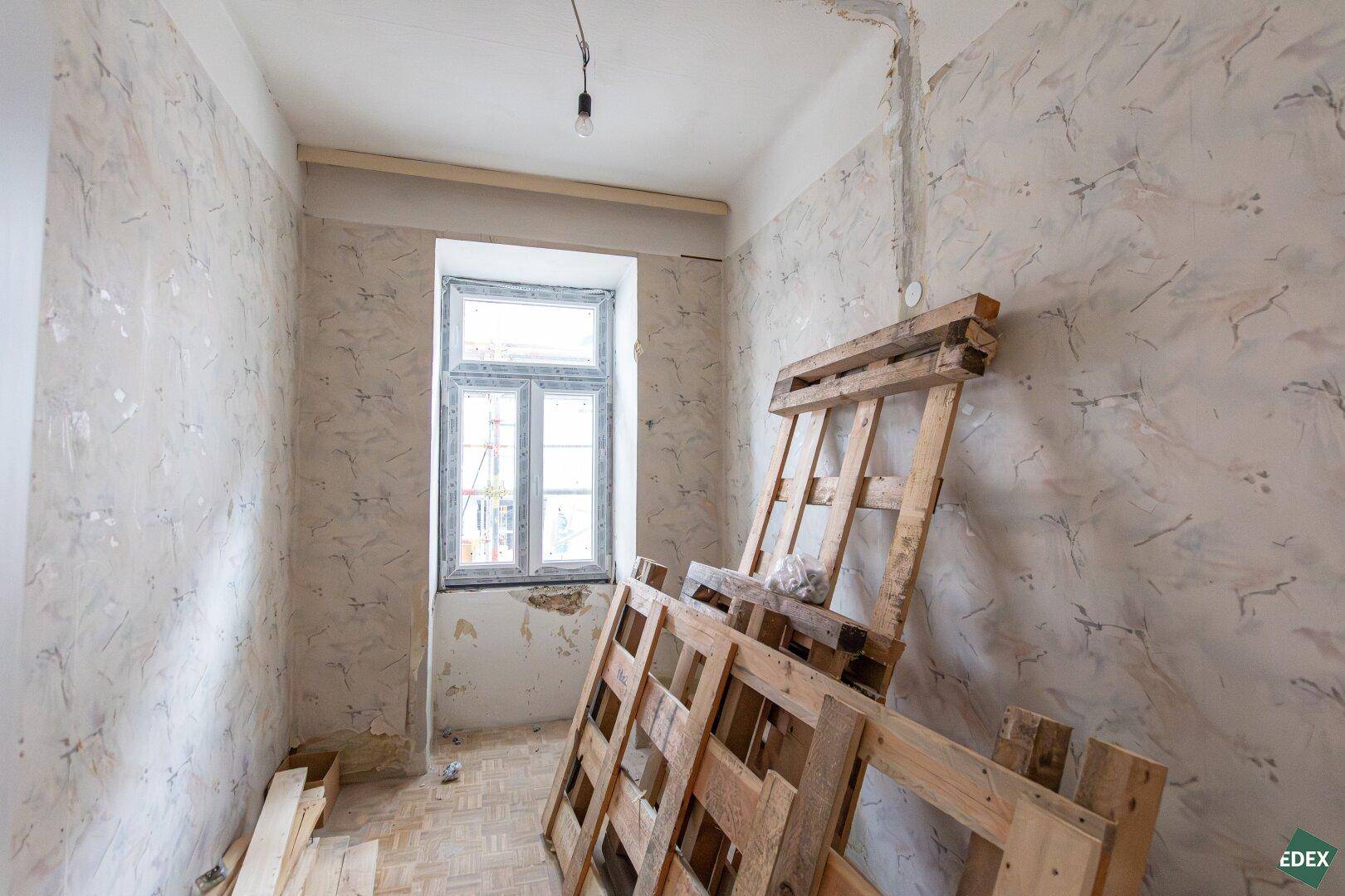 Unmittelbar an der U3 | Sanierungsbedürftige 4-Zimmer Wohnung - Ansicht 4