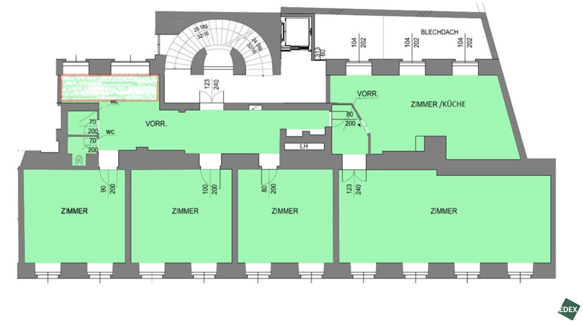 Grundriss des Obergeschosses mit mehreren Zimmern, Vorräumen und einer Küche, inklusive Treppenhaus.