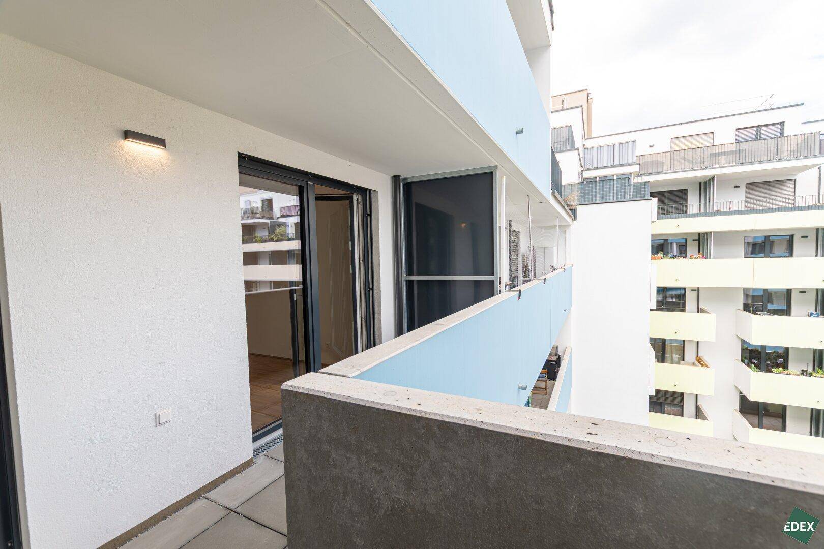Traumhafter und sehr geräumiger 2-Zimmer-Neubau mit großem Balkon – další