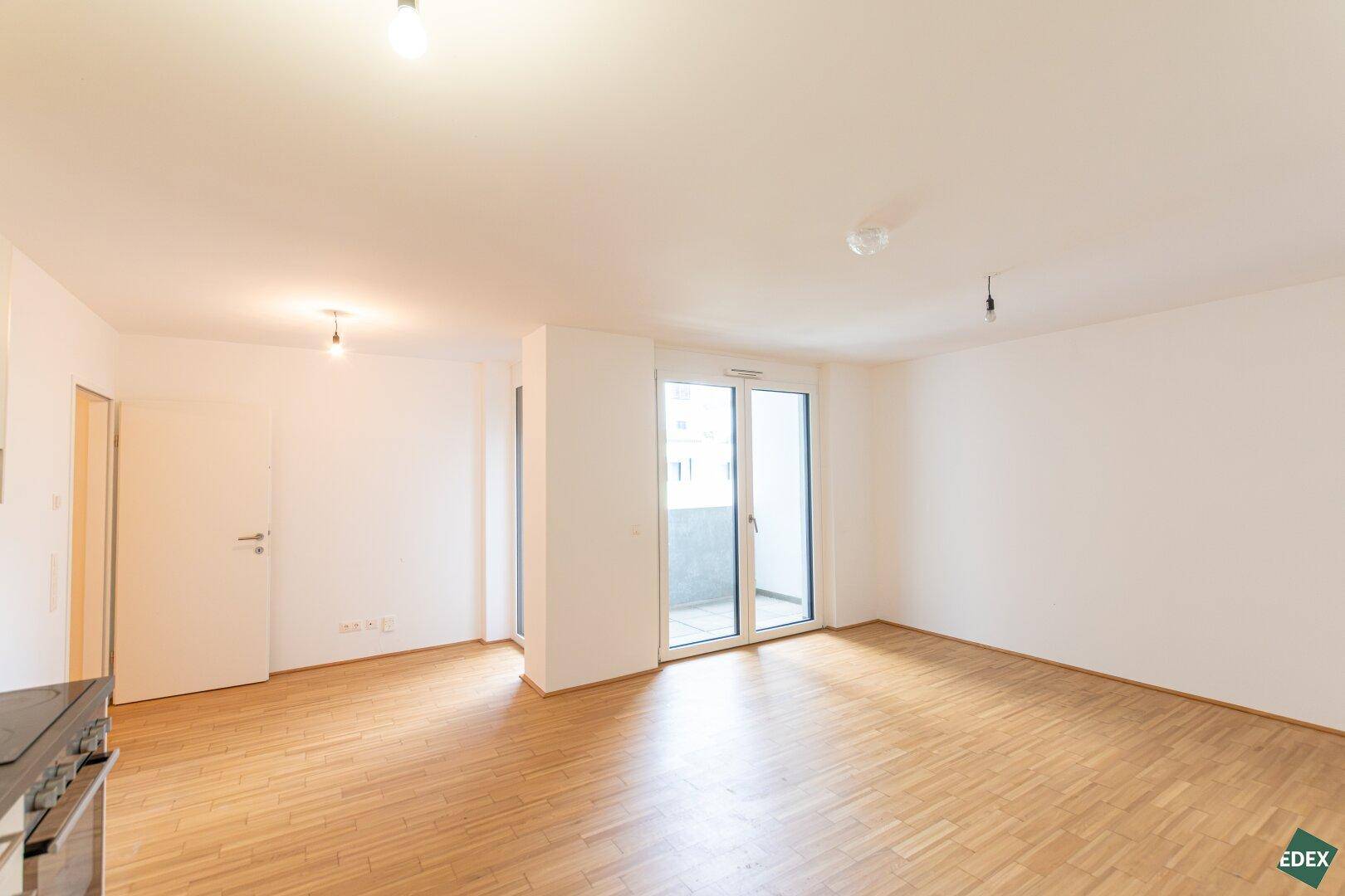 Traumhafter und sehr geräumiger 2-Zimmer-Neubau mit großem Balkon – pohled 2