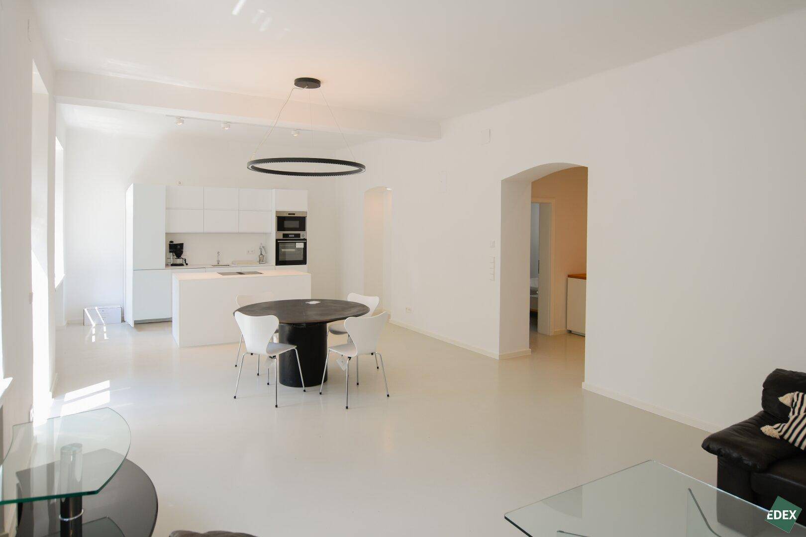 Erstbezug nach Sanierung: Vollmöblierte 2-Zimmmer-Designerwohnung mit Garten - Ansicht 3