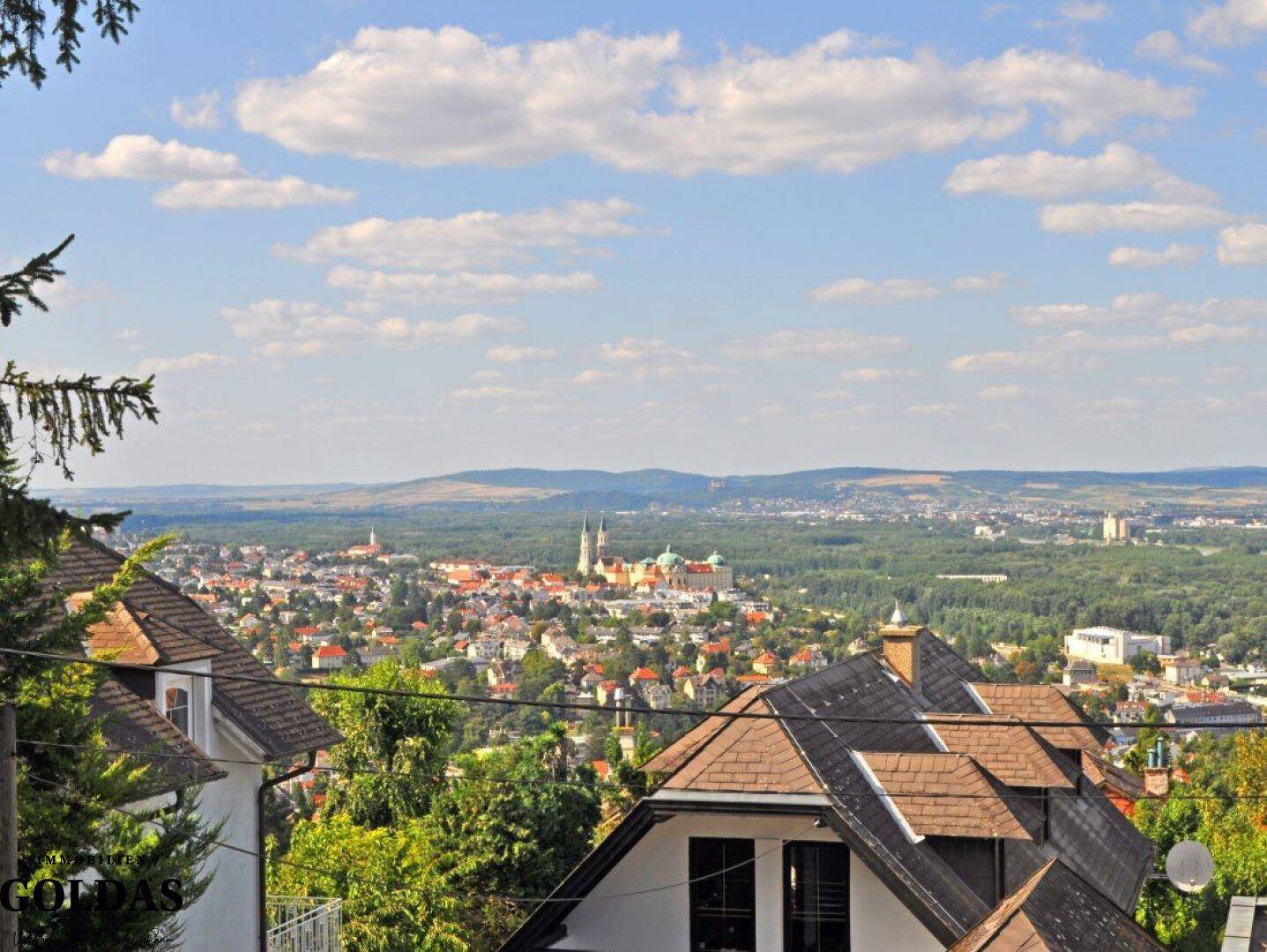 Fernblick auf das Stift