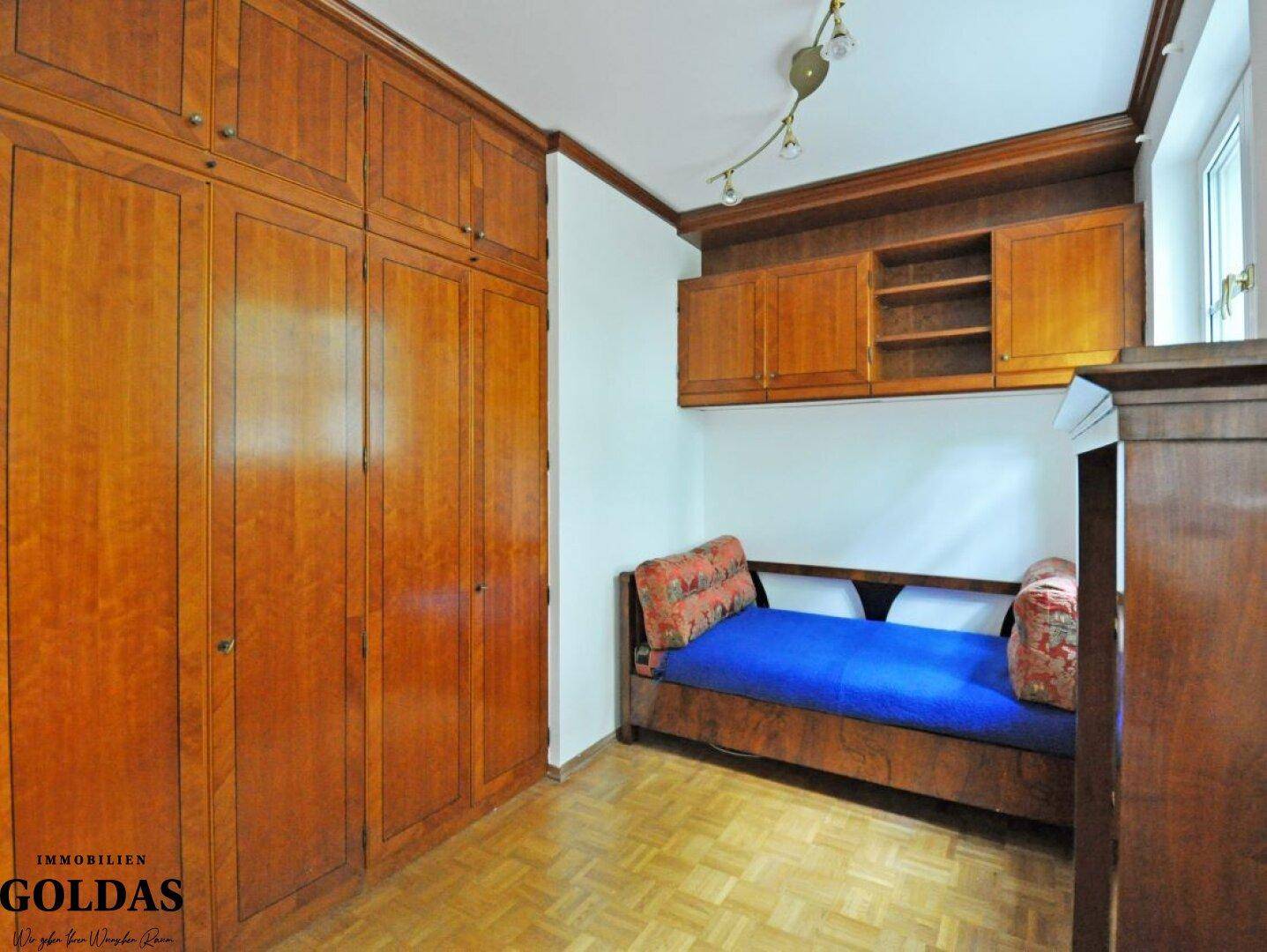 Schlafzimmer 2