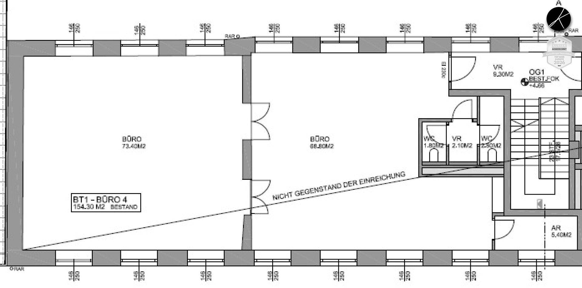 Grundriss des Obergeschosses mit zwei Bürobereichen, Treppenhaus und Sanitäranlagen.
