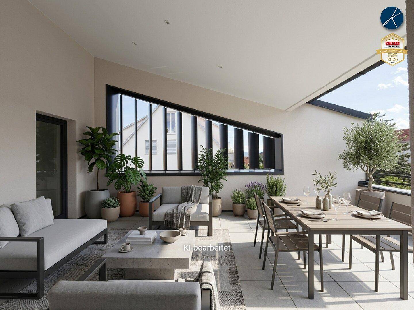 Große, möblierte Dachterrasse mit Essbereich, Lounge-Möbeln und vielen Pflanzen.