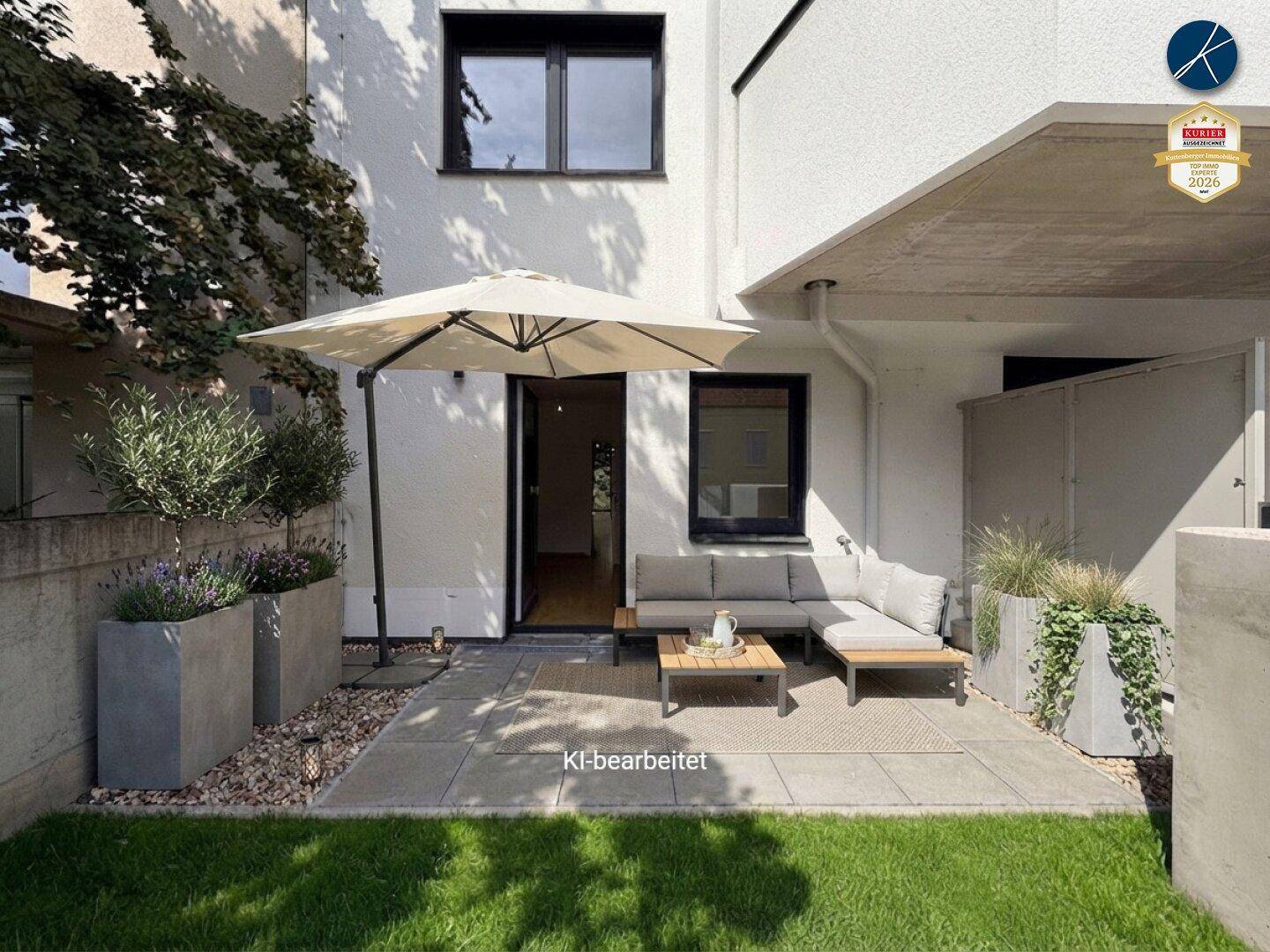 Terrasse mit Garten