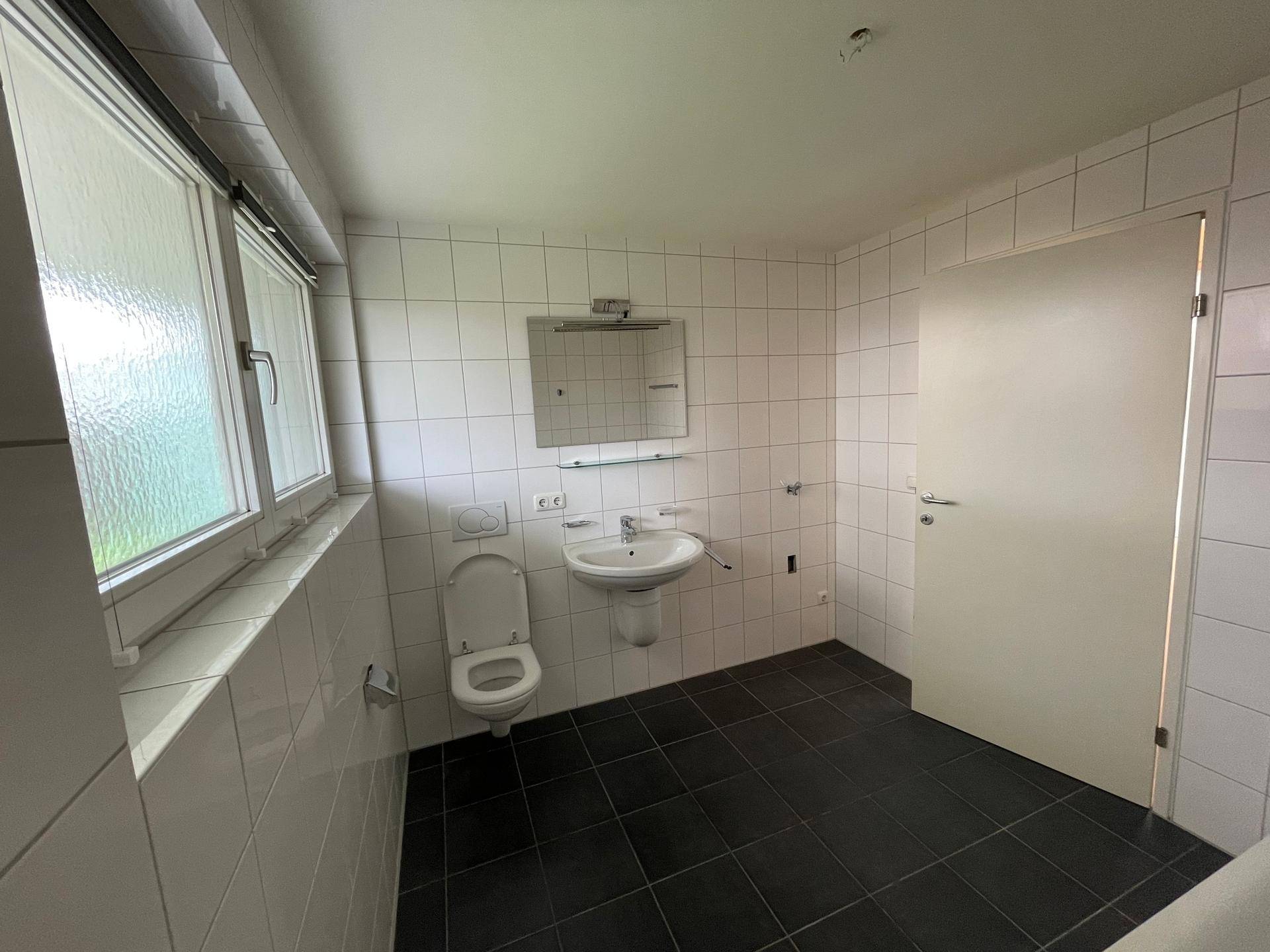 Badezimmer Ansicht 2