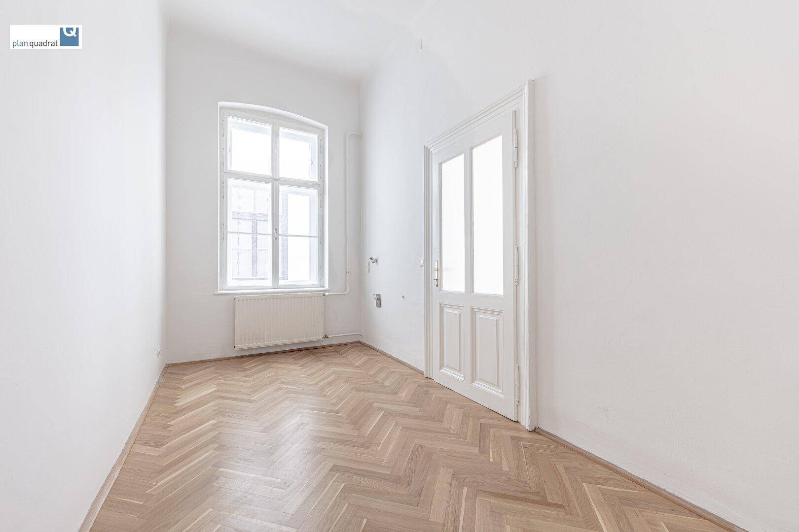 Zimmer 7 (gem. "Grundriss-Skizze") - ca. 10,20 m²