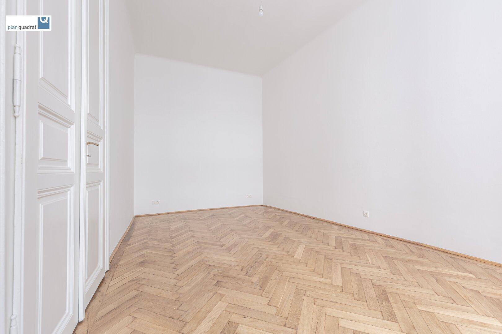 Zimmer 6 (gem. "Grundriss-Skizze") - ca. 19,80 m²