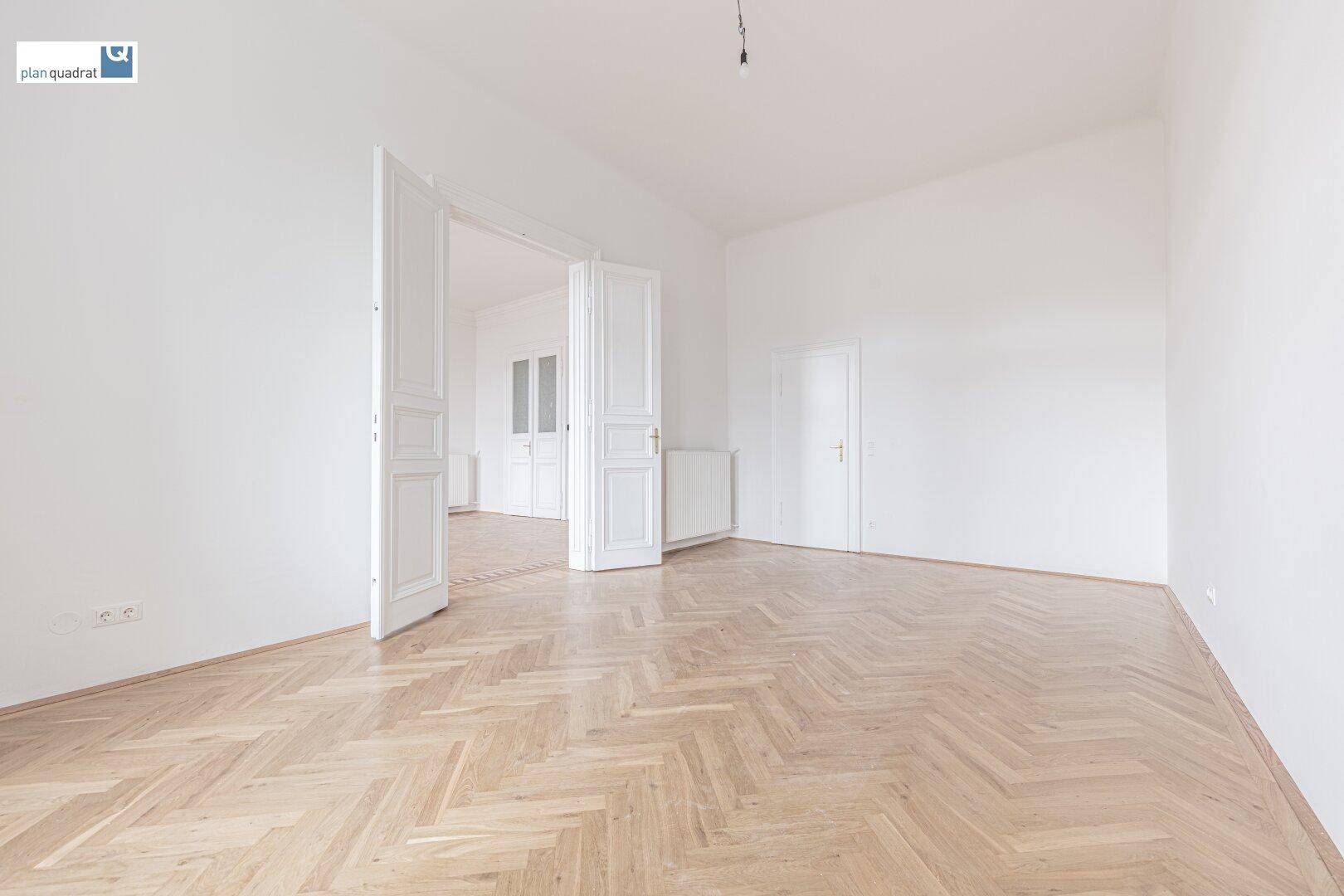 Zimmer 3 (gem. "Grundriss-Skizze") - ca. 24,00 m²