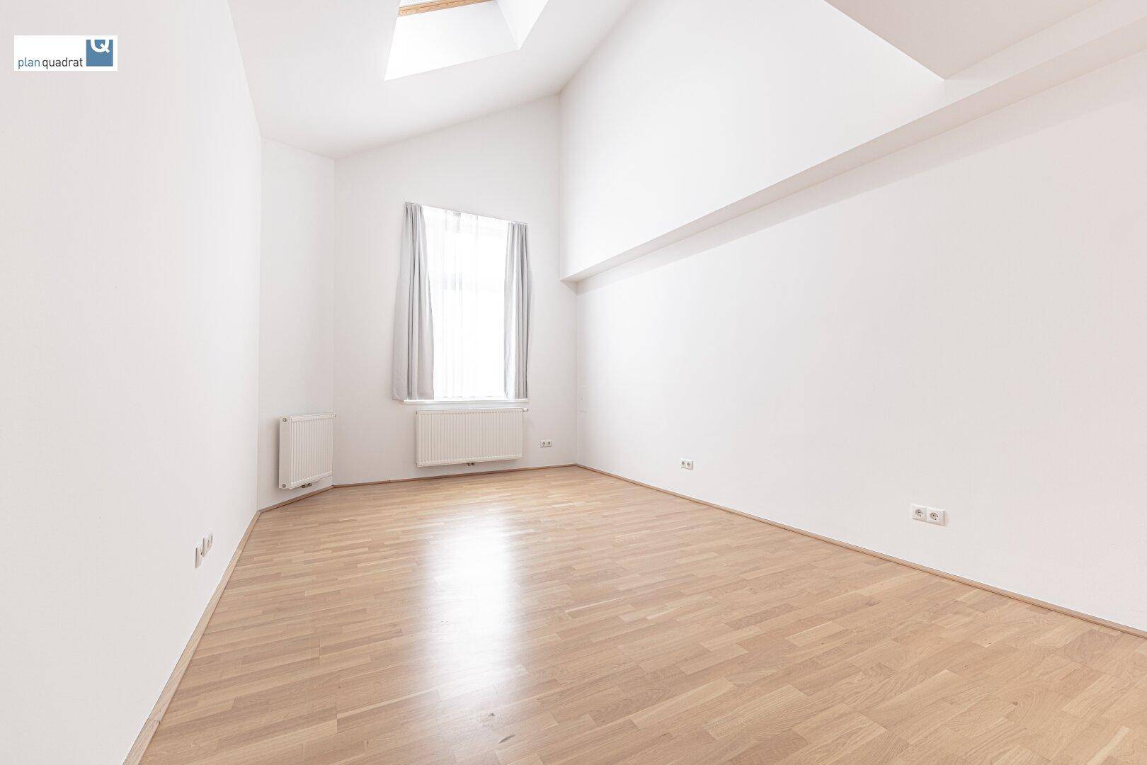 Zimmer 1 (ca. 20 m²) - gem. Grundriss-Skizze