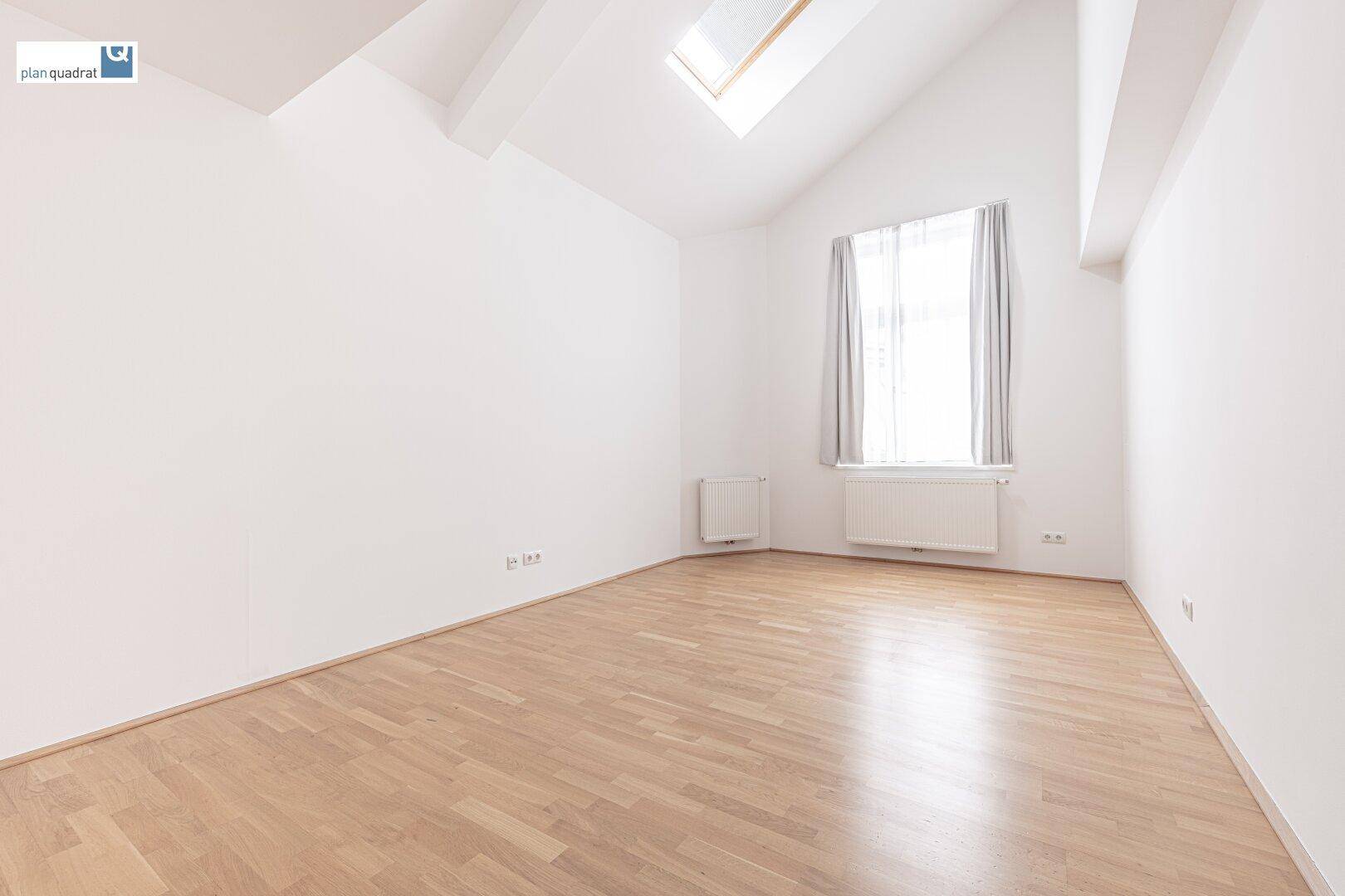 Zimmer 1 (ca. 20 m²) - gem. Grundriss-Skizze