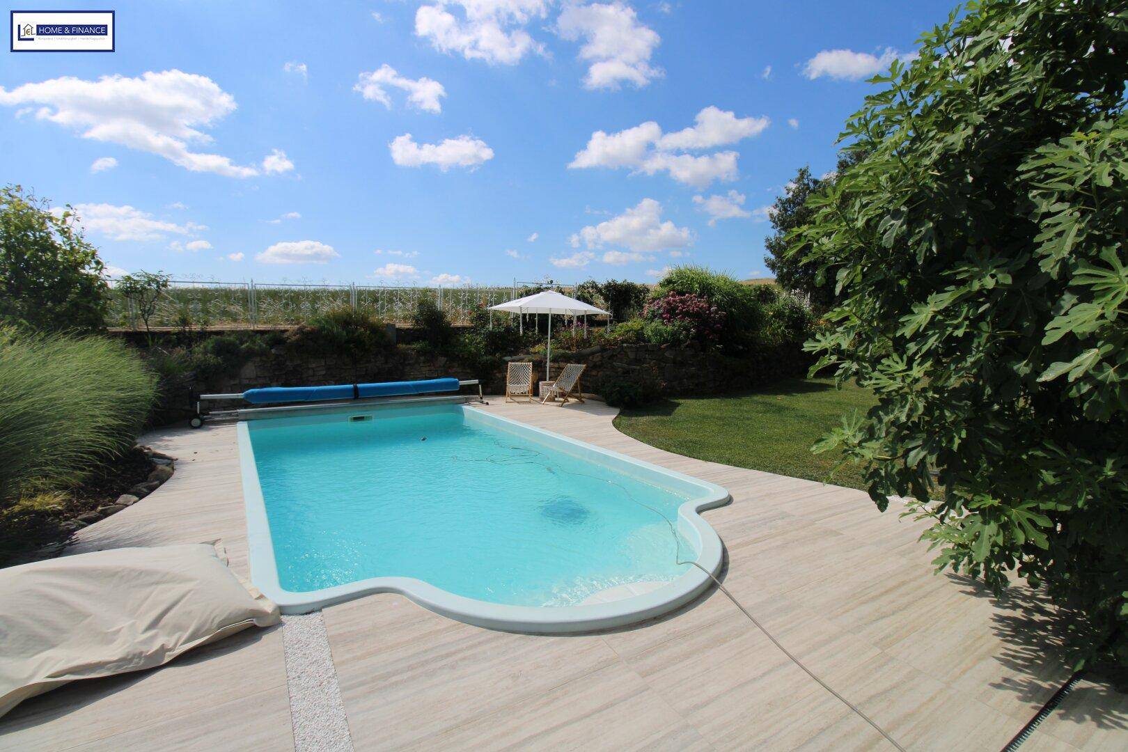 Pool, Sonne, Ruhe, Privatsphäre - Wohnen wie im exquisiten Urlaub! - Widok 2