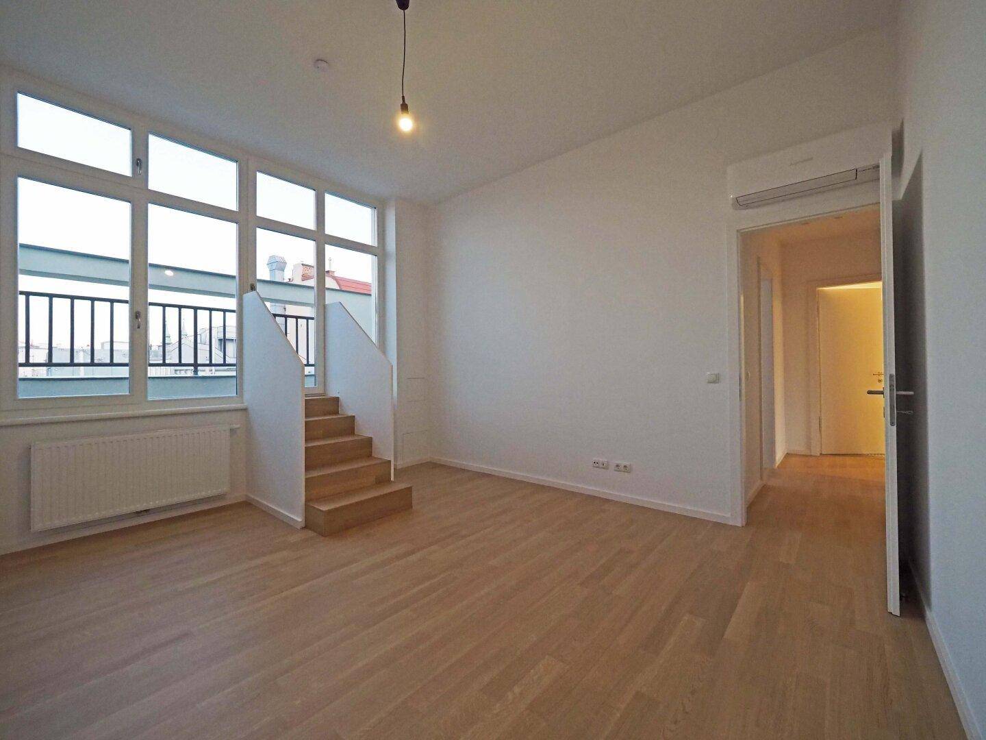 MARIAHILFER STRASSE | loftartige 3-Zimmer-Dachgeschoß-Wohnung mit Balkon | U3 "Neubaugasse" - Ansicht 6