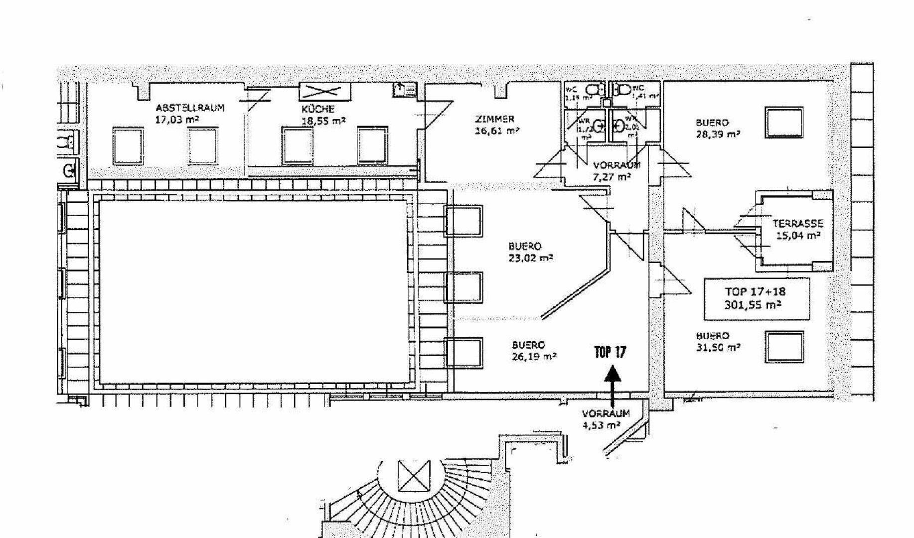Detaillierter Grundriss einer Wohnung mit mehreren Büroräumen, Abstellraum, Küche und Terrasse.