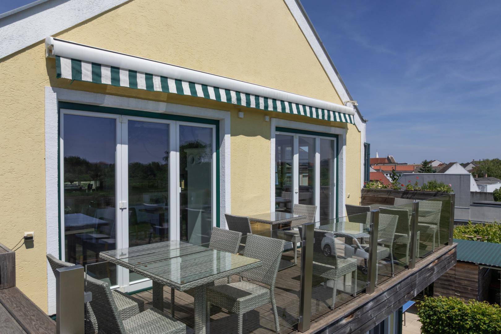 Terrasse oben