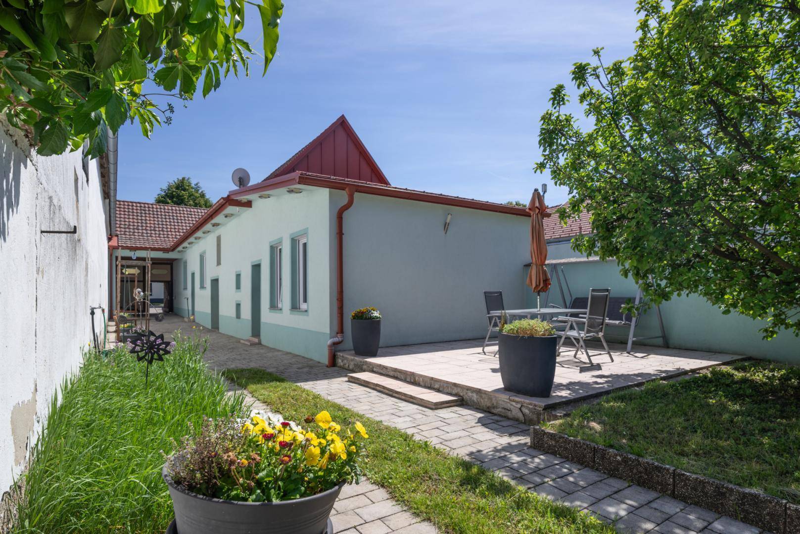 Haus - Innenhof Terrasse-2