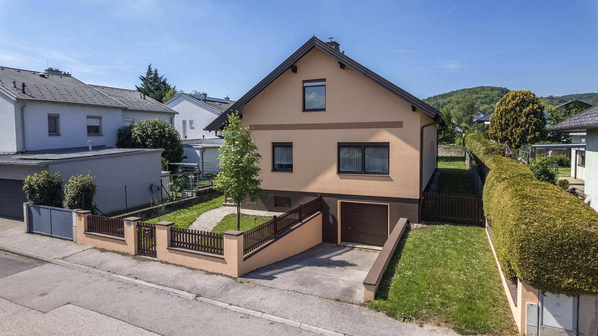 Haus Vorderseite (2)