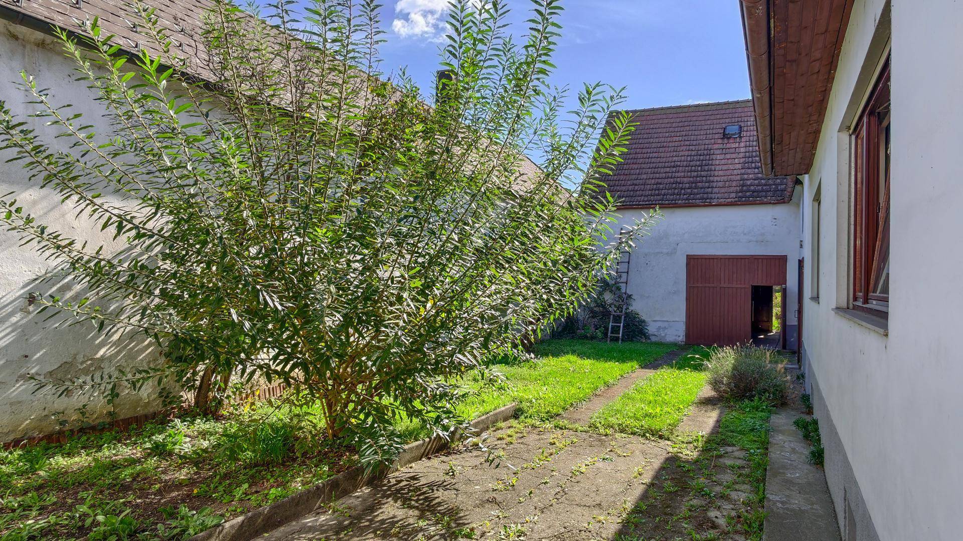 Haus - Innenhof-2