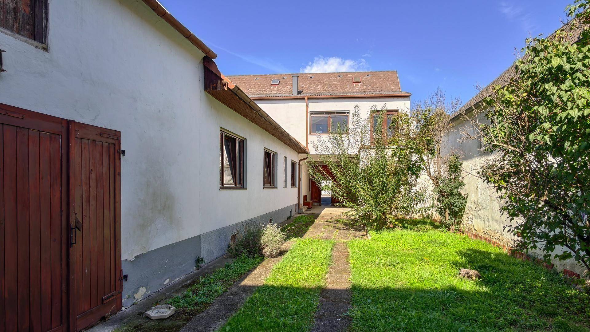 Haus - Innenhof-3