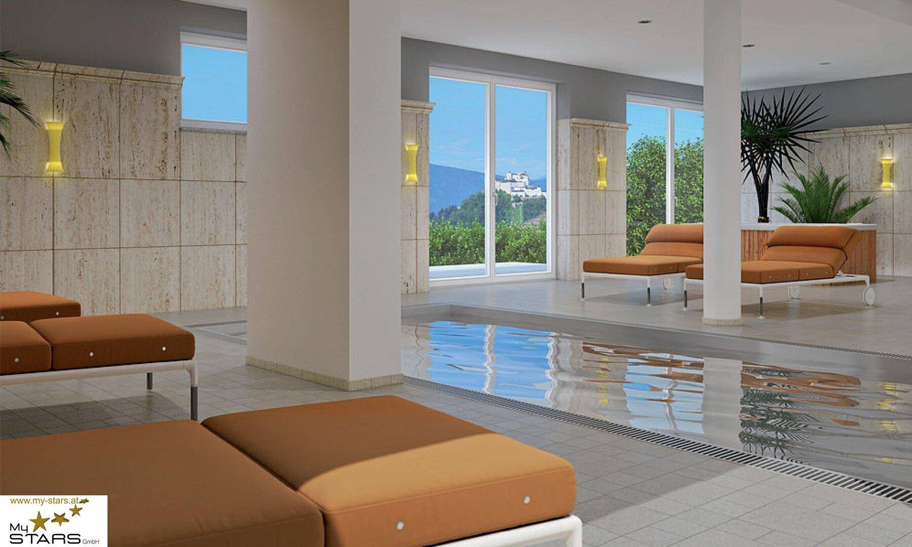 Heller Wellnessbereich mit Innenpool und Liegeflächen, umgeben von großen Fenstern.