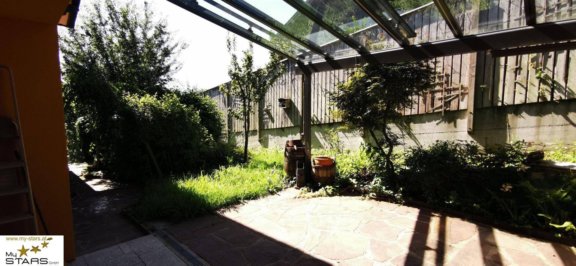 Traumhaus nahe dem Mattsee: 6 Zimmer, Wintergarten, Carport – Ihr neues Zuhause wartet! - Więcej