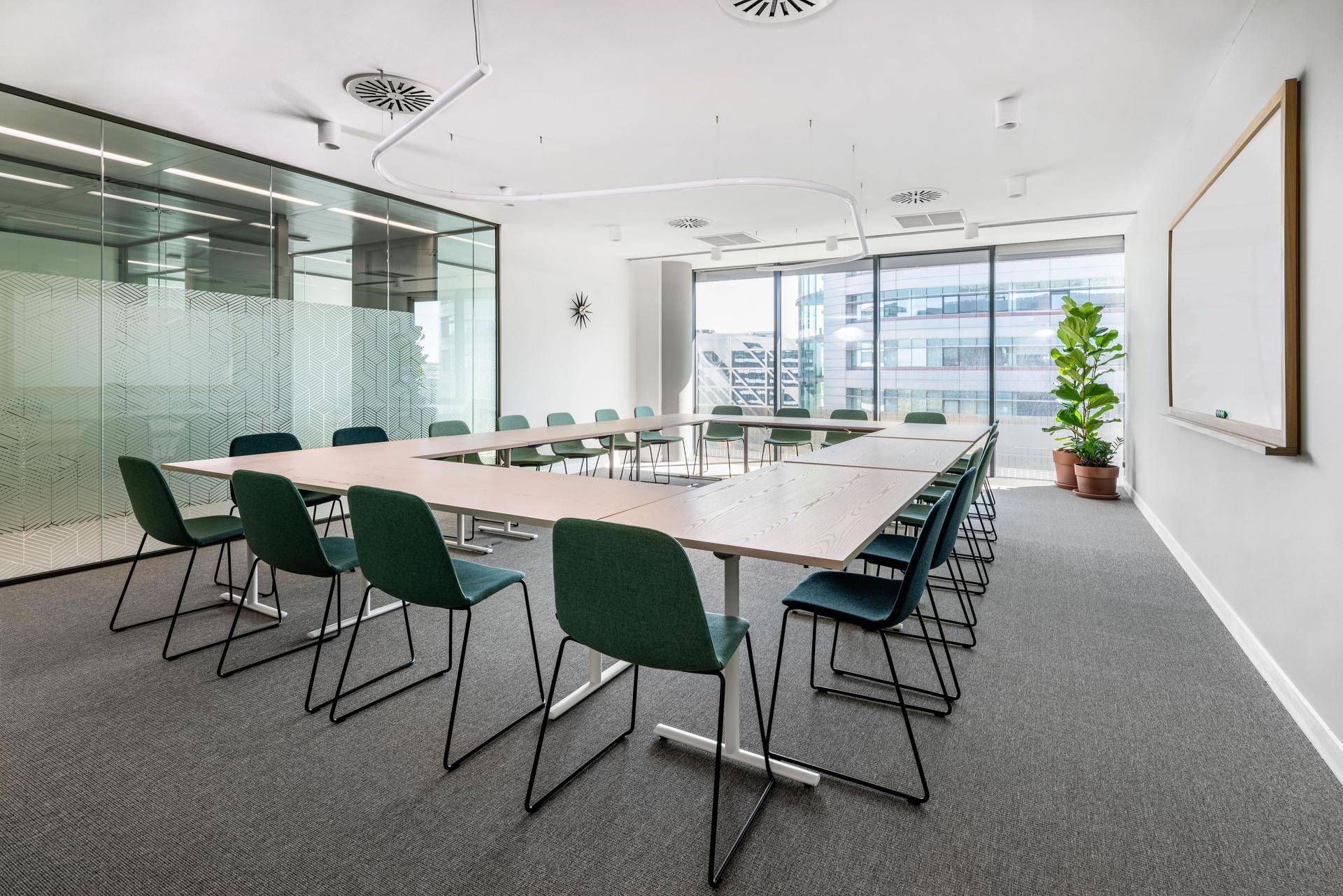Arbeite absolut flexibel an modernen Arbeitsplätzen und Besprechungsorten in Spaces Spaces Schwarzenbergplatz - Ansicht 6