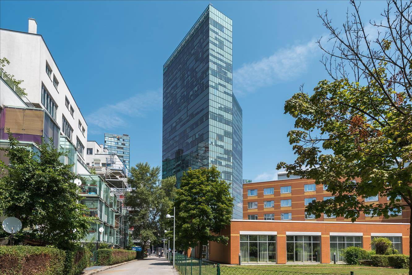 All-inclusive-Zugang zu professionellen Büroräumen für 4 Personen in Regus Twin Towers - Vaade 3