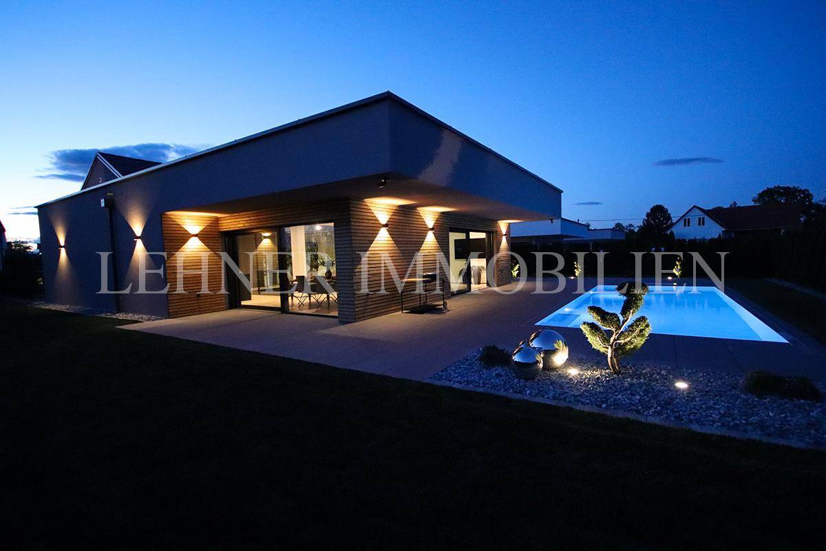 * Dobl * Mediterranes Refugium * Hochwertiger Bungalow mit mediterranem Flair und einem Olivenbaum im Herzen des Lichthofs * - Ansicht 2