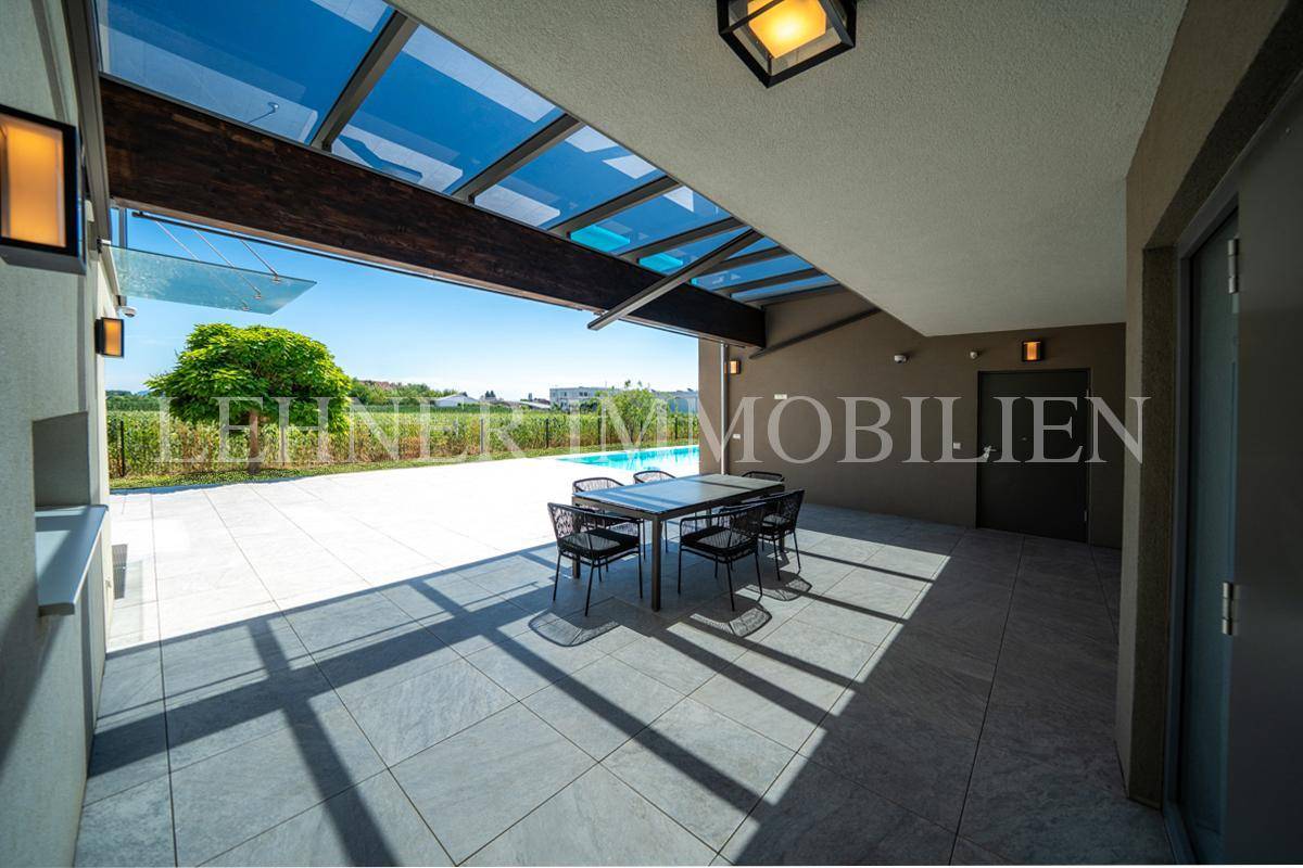 *** MODERNES ECKREIHENHAUS MIT HAUS-CHARAKTER AUF 900 M² GRUND – VIEL PLATZ FÜR KOMFORT &amp; PRIVATSPHÄRE *** - Ansicht 5