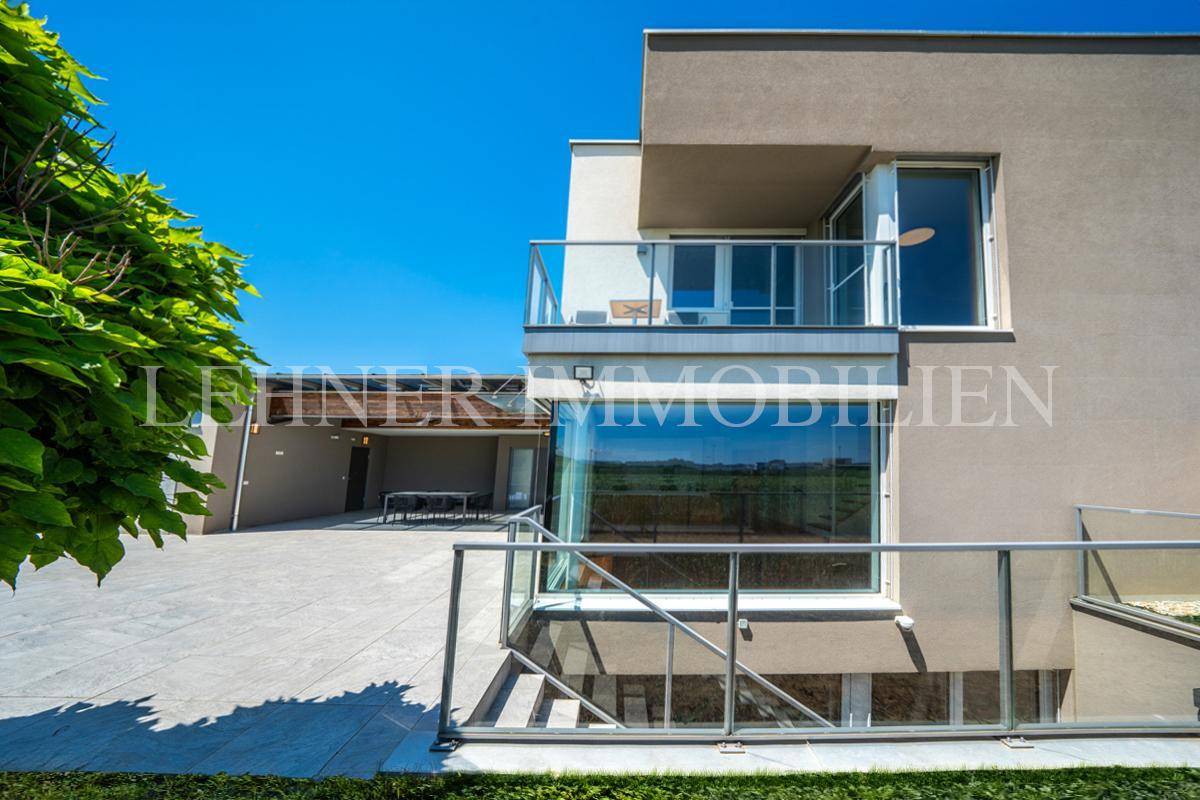 *** MODERNES ECKREIHENHAUS MIT HAUS-CHARAKTER AUF 900 M² GRUND – VIEL PLATZ FÜR KOMFORT &amp; PRIVATSPHÄRE *** - Ansicht 4