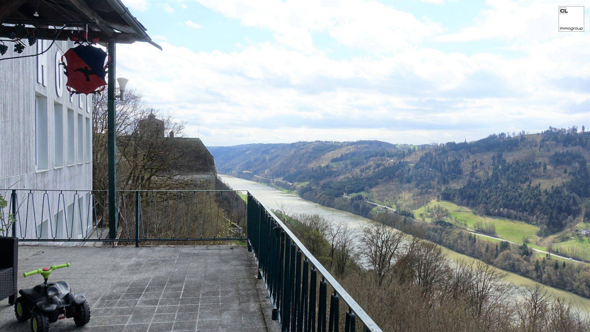 Terrasse mit Fernblick