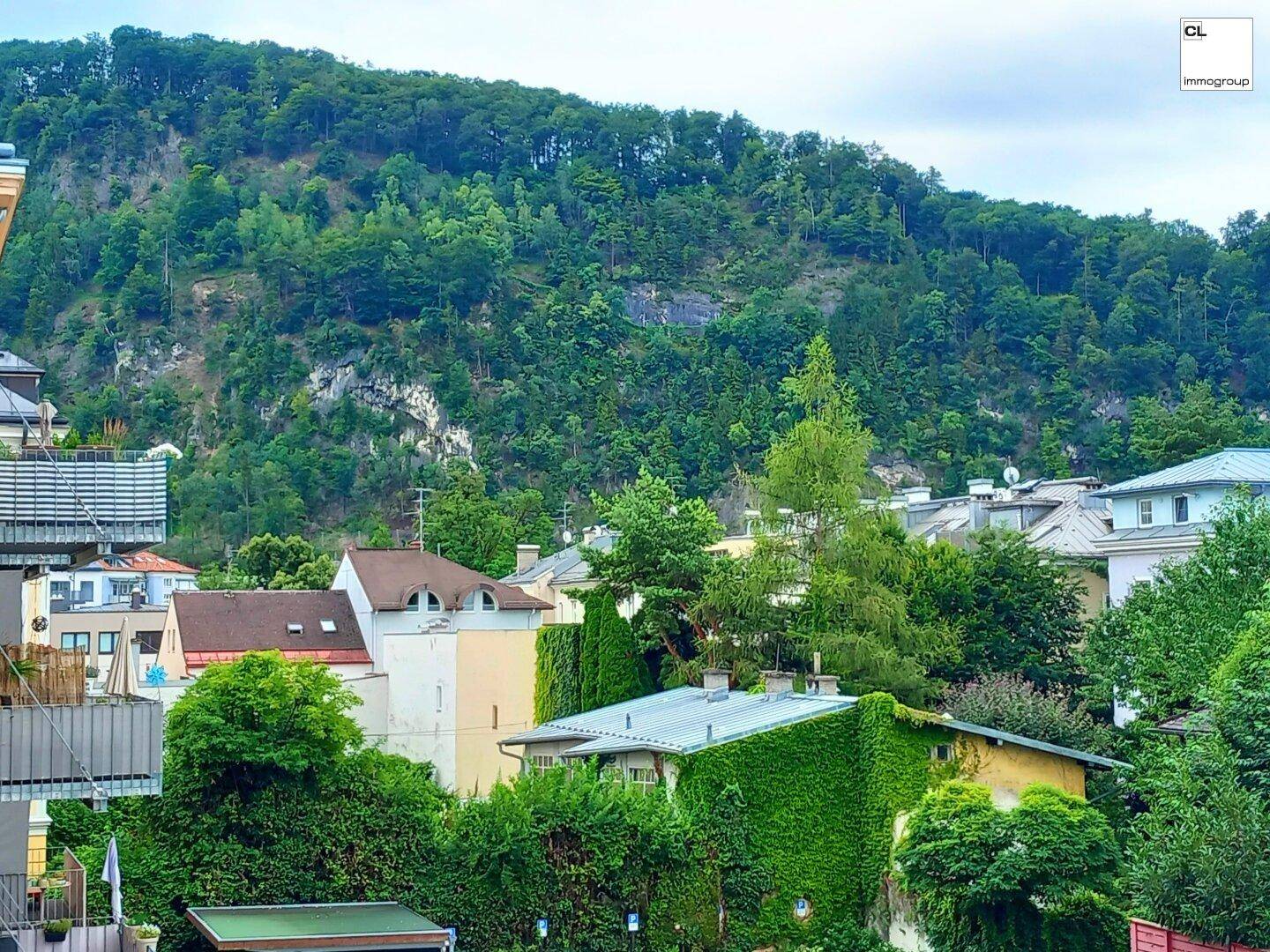 Ausblick zu: Helles, schön und zentral gelegenes 45m² Büro im Andräviertel (Salzburg Stadt); 2 Räume (+Abstellraum, Vorzimmer, WC), (c) CL-immogroup, www.CL-immogroup.at