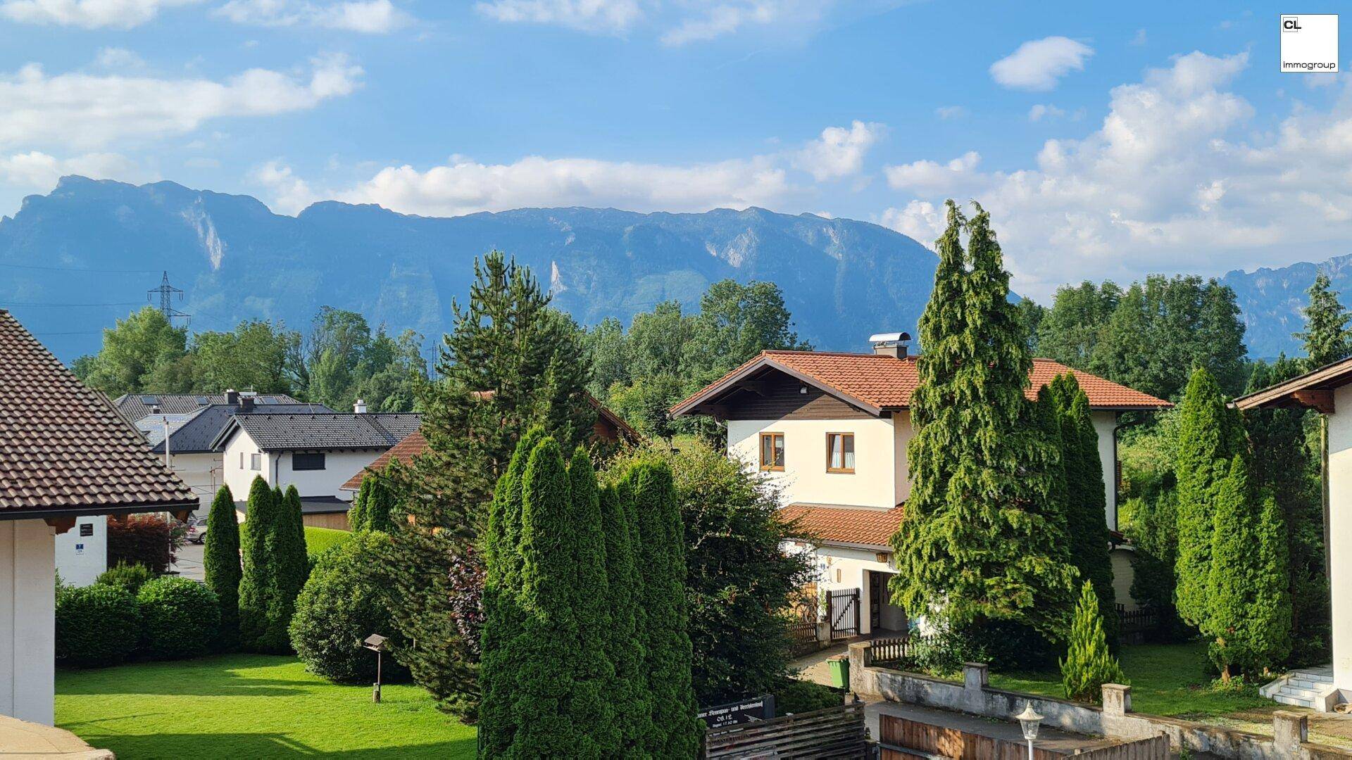 wunderbare Terrassenblick auf den Untersberg