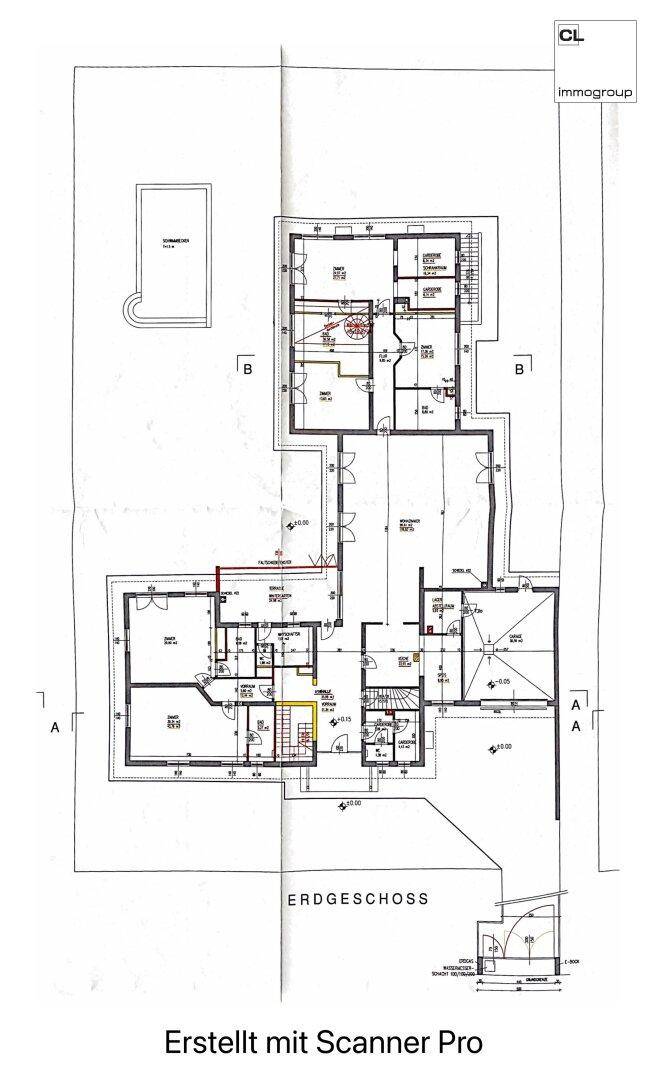 Grundriss des Erdgeschosses mit offenem Wohnbereich, Küche, Terrasse und direktem Gartenzugang.