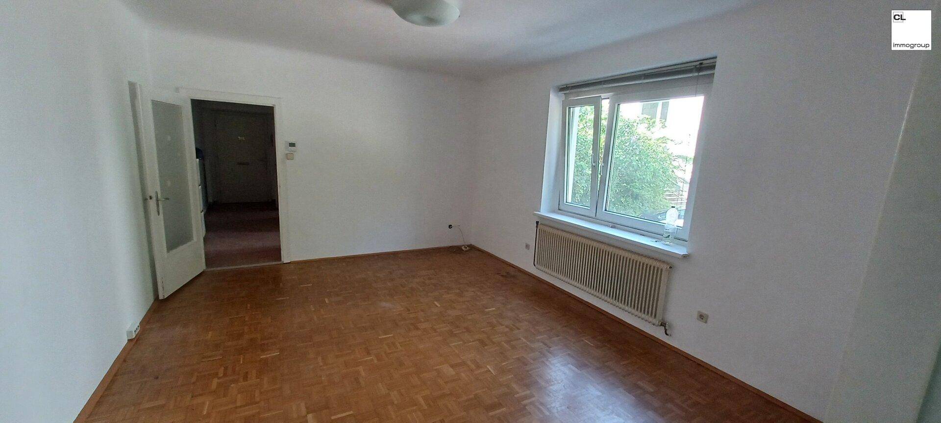 Wohnzimmer Blick Vorzimmer