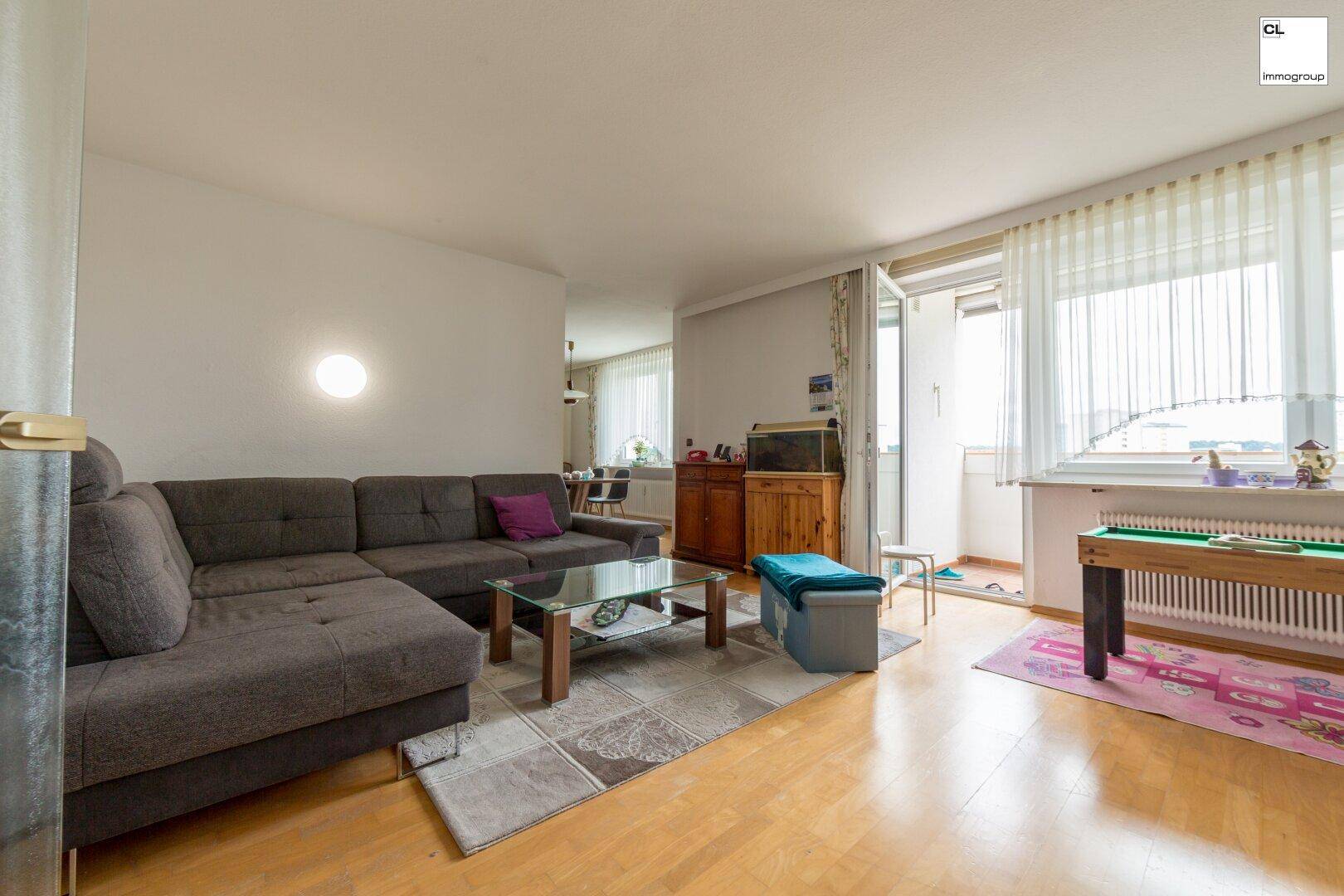 Hell und gemütlicher Loungebereich