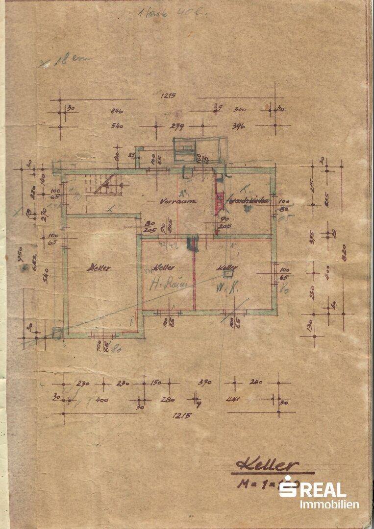 Historischer Grundriss des Kellergeschosses mit verschiedenen Räumen und Maßen.