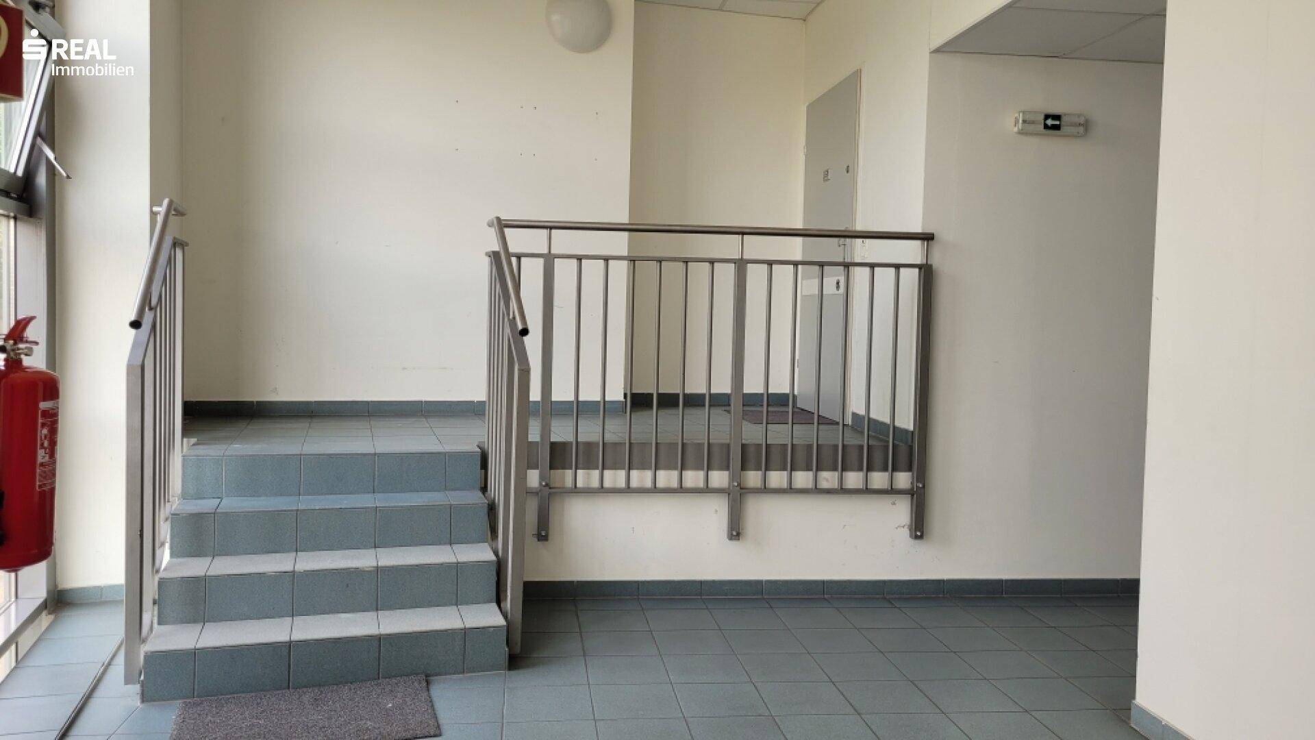 Geräumiges Büro in der Liebknechtgasse - S-Bahn Nähe - More