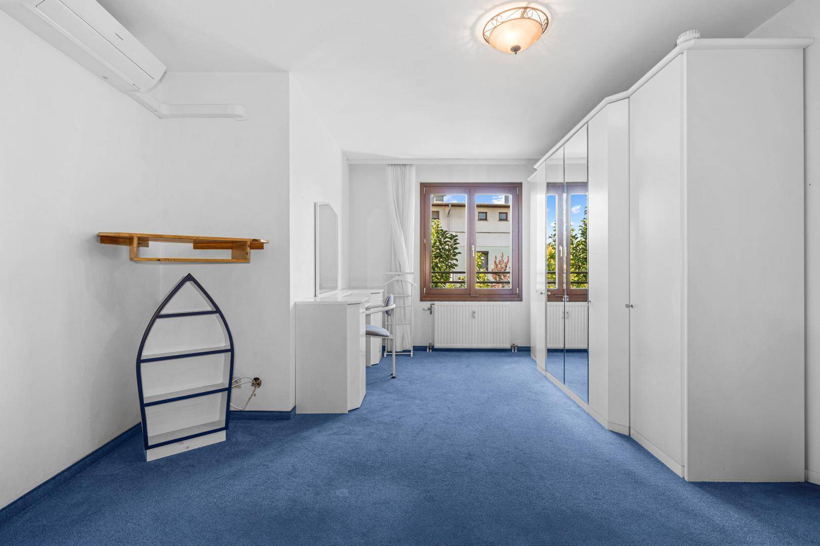 Zimmer 2 OG