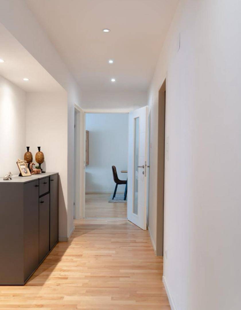 Lienfeldergasse Vorzimmer