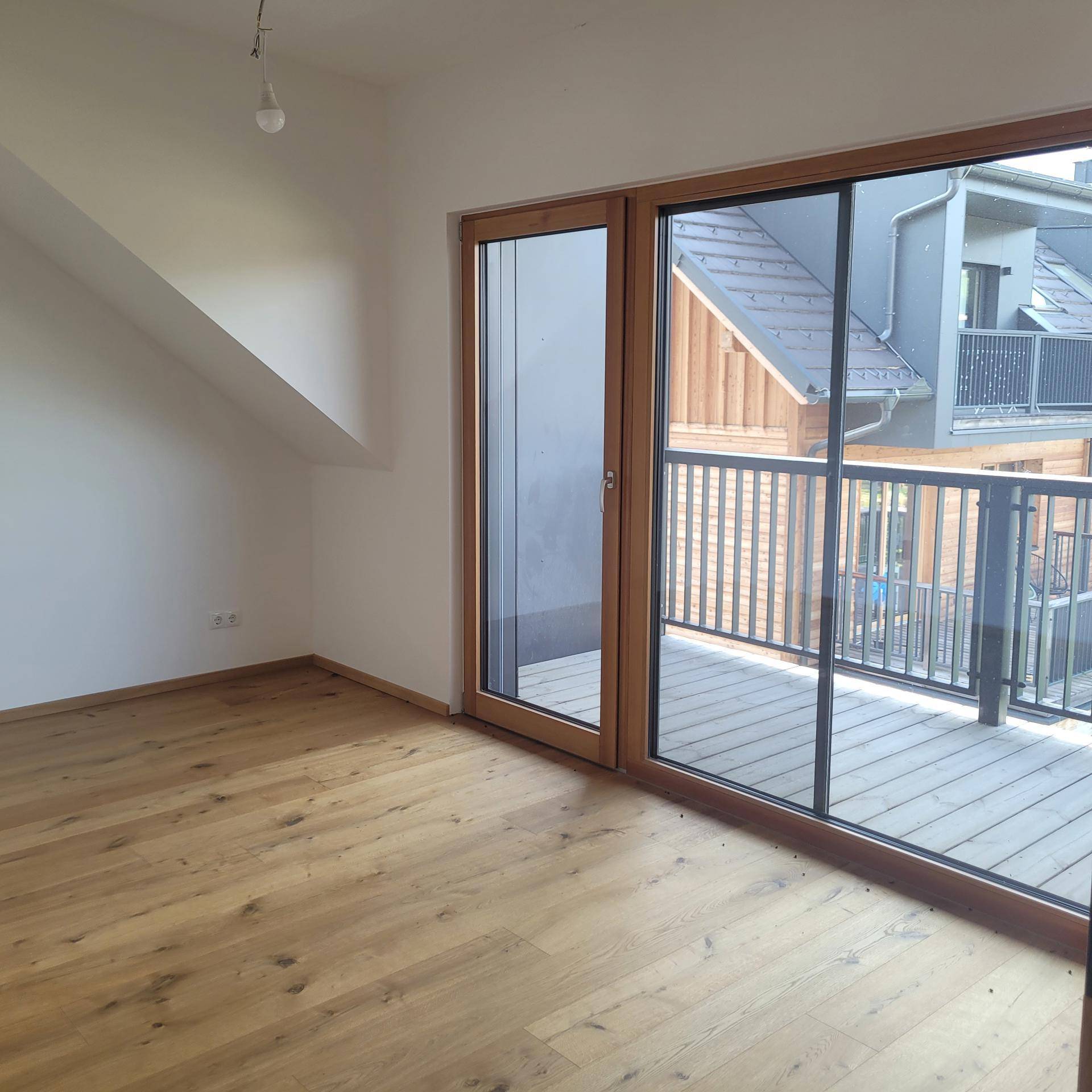 Lichtdurchfluteter Wohntraum mit alpinem Charme - Ansicht 5