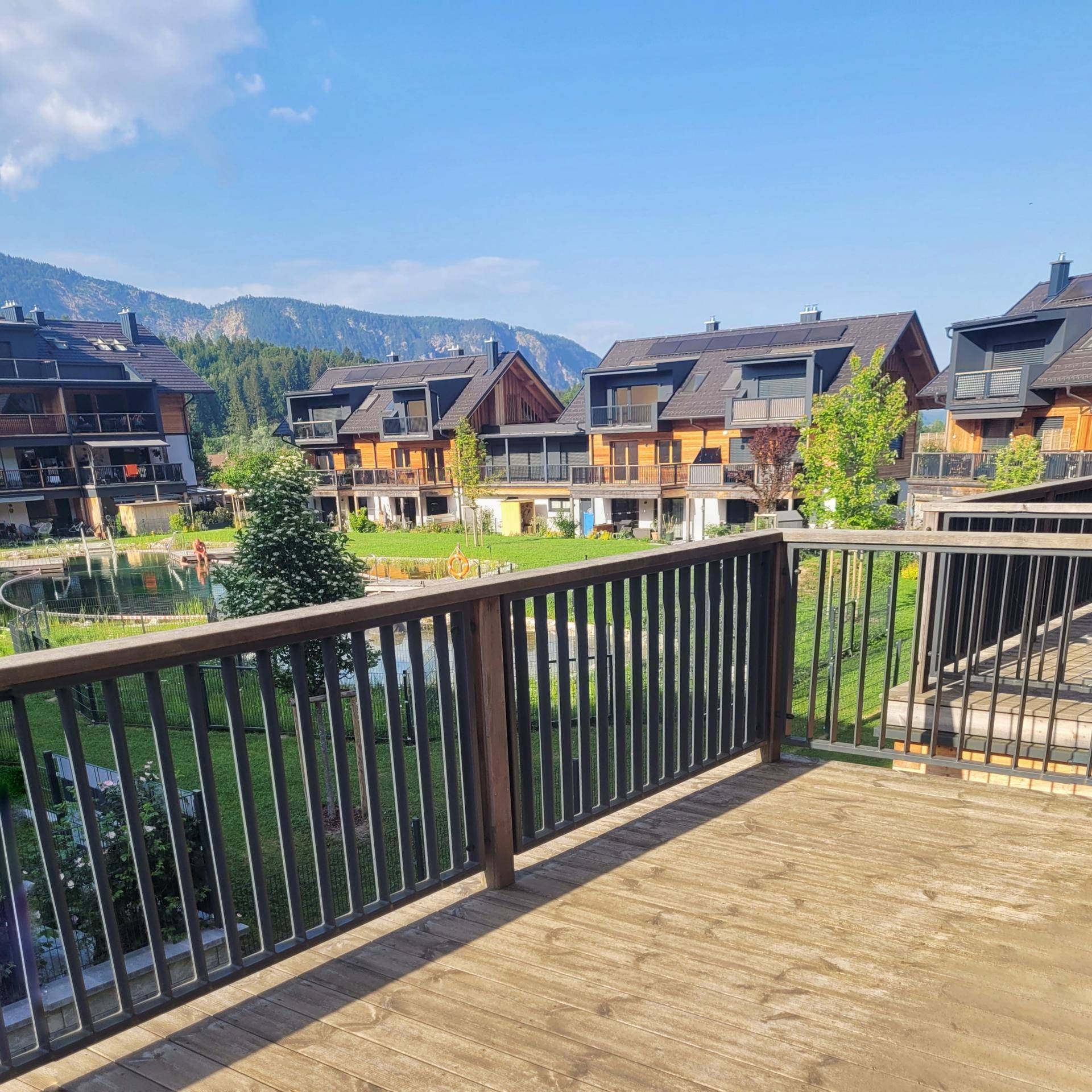 Lichtdurchfluteter Wohntraum mit alpinem Charme - Ansicht 2