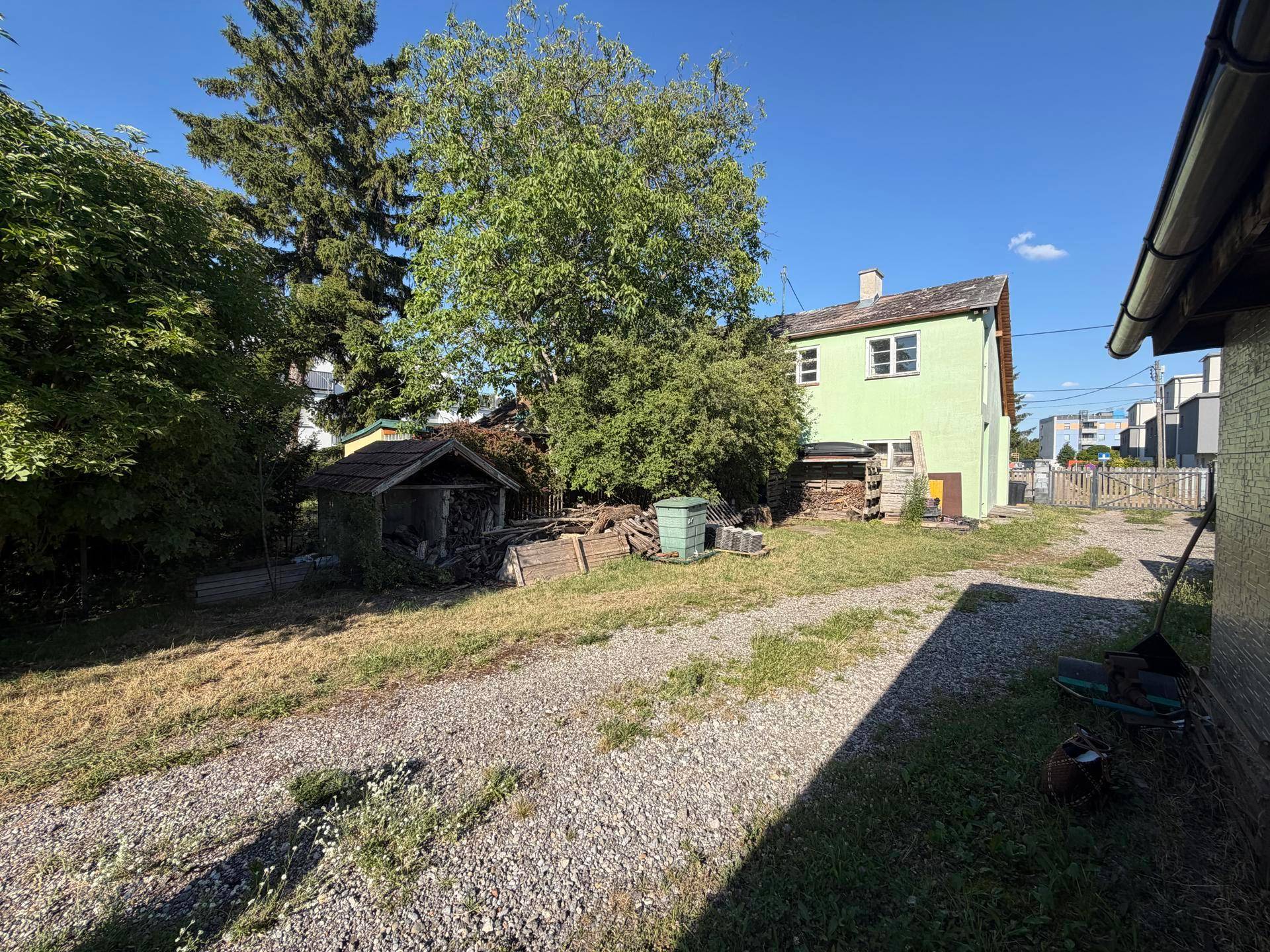 Baugrund mit Altbestand – Abriss inklusive und perfekte Basis für Ihr Familienhaus - Ansicht 3